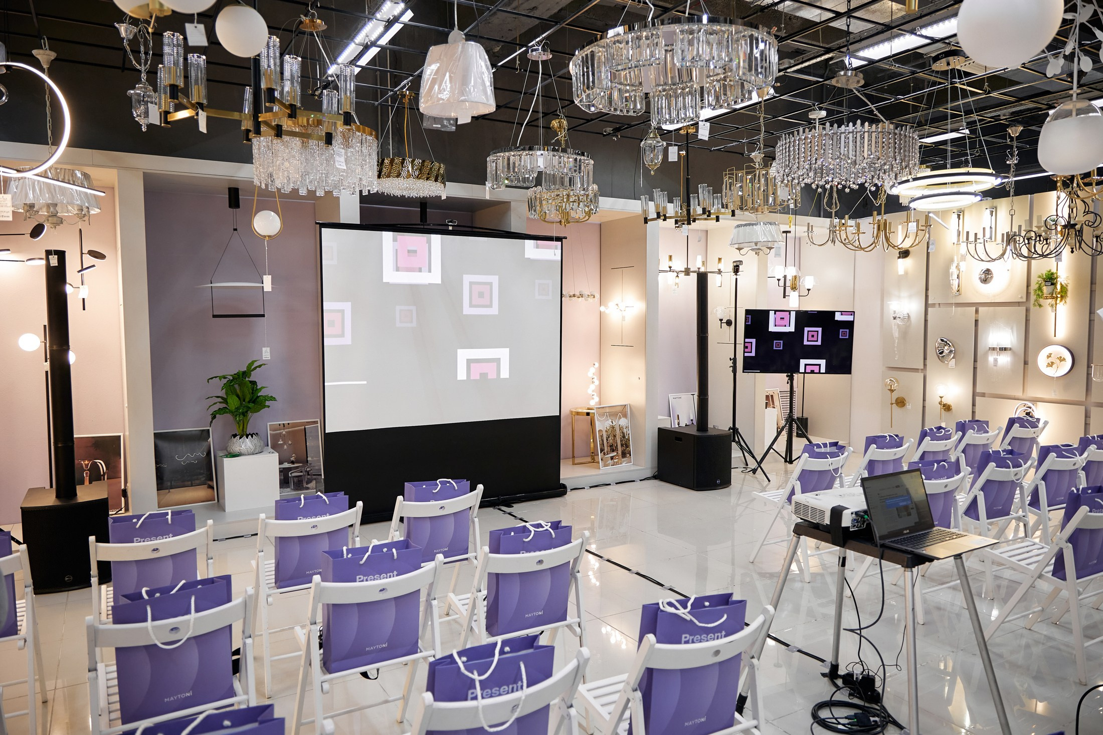 Конференция Светолок. Свадебный репортажный и фуд фотограф в Барнауле Гайфулин Виталий