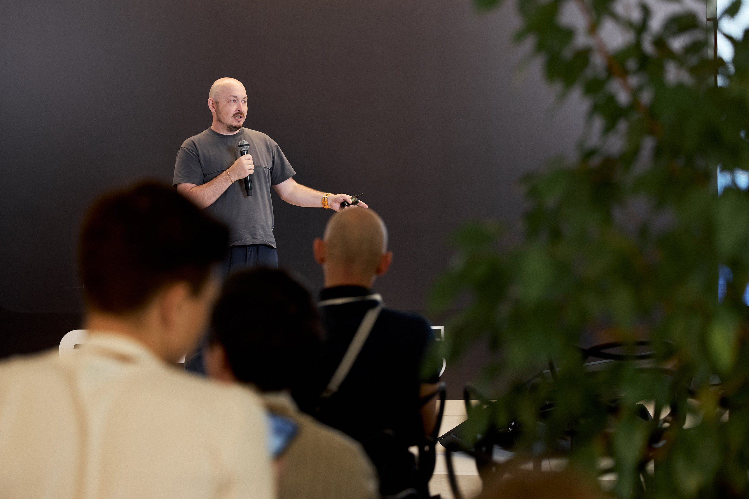 Aha! — 29–30 мая 2025. Фотобанк Матемаркетинг