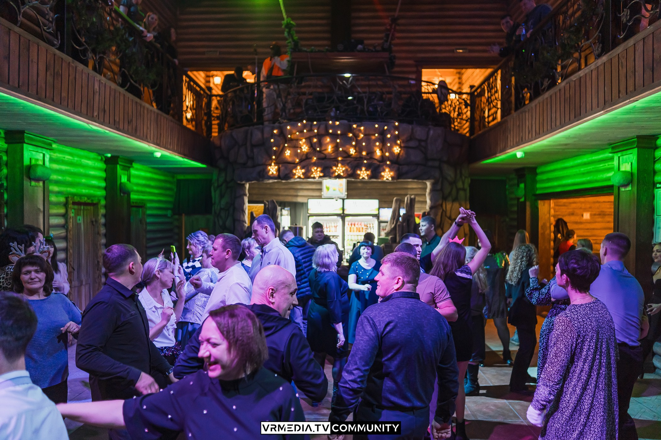 Новогодний вечер у «Петровича»