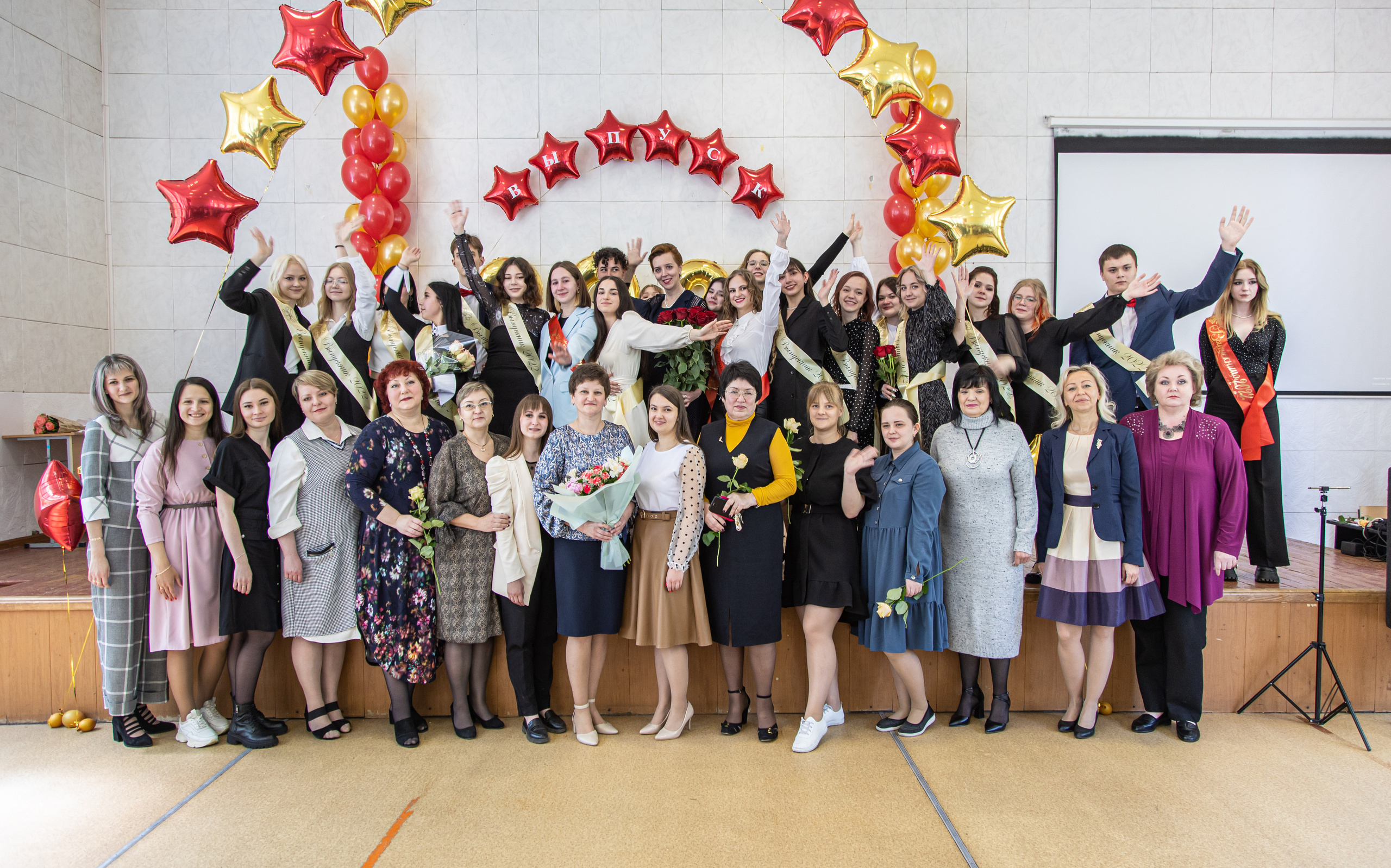 Фотосъемка выпускного старшая школа. Фото, видео, авторские выпускные альбомы в Нижнем Новгороде