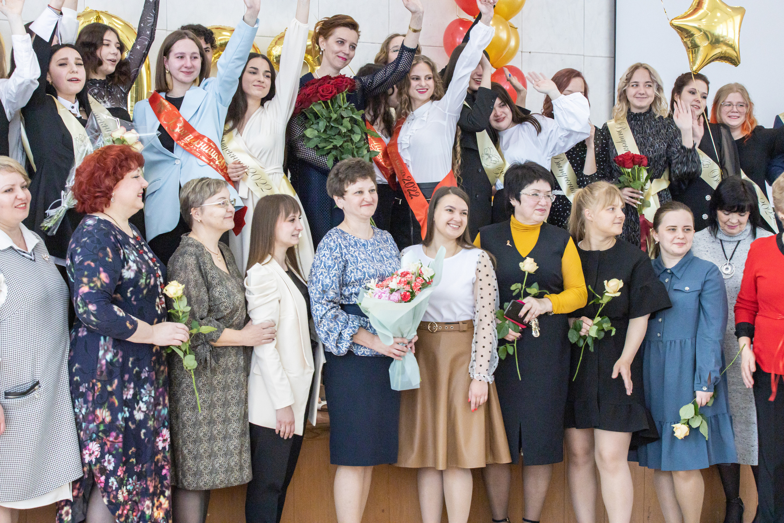Фотосъемка выпускного старшая школа. Фото, видео, авторские выпускные альбомы в Нижнем Новгороде