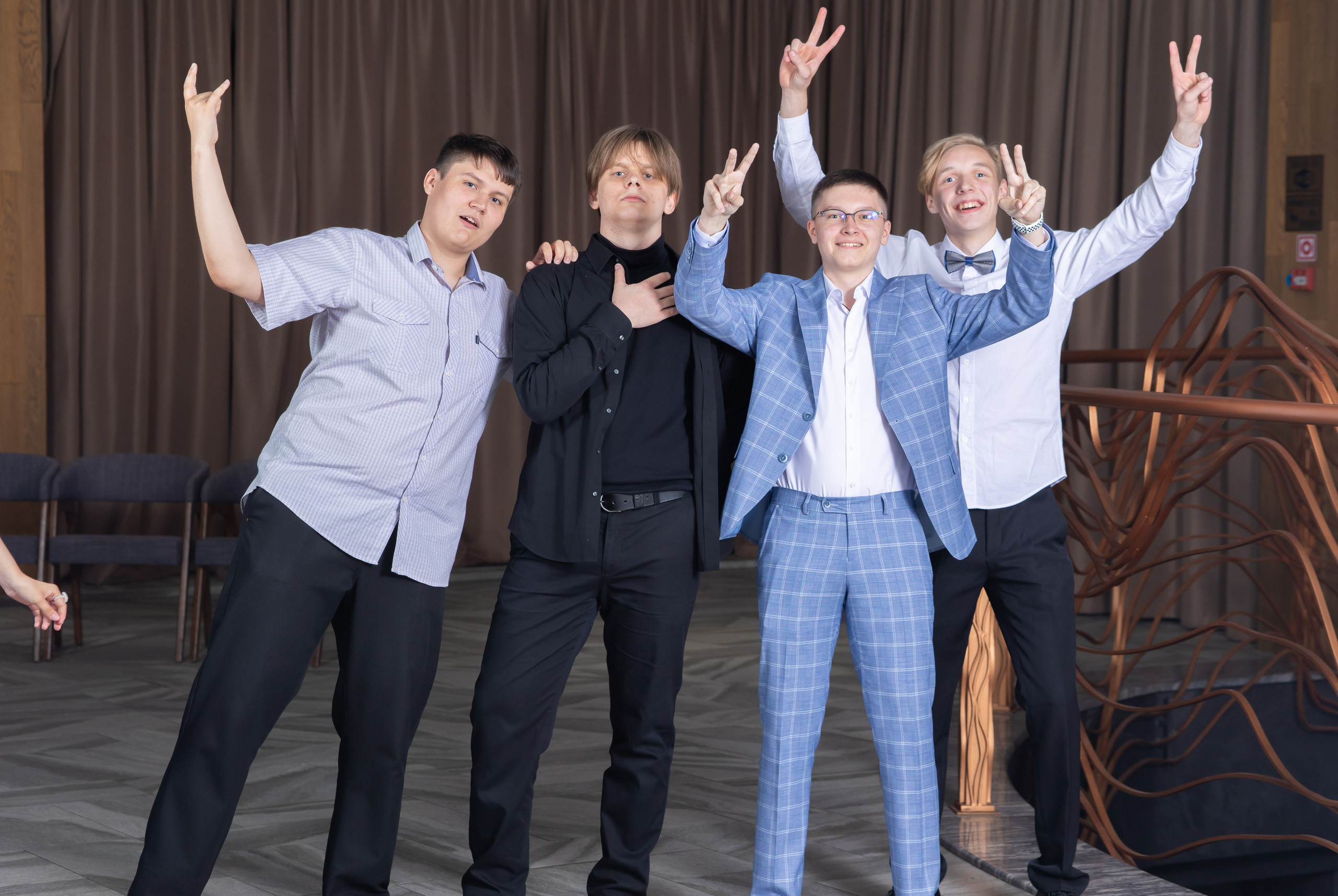 Фотосъемка выпускного старшая школа. Фото, видео, авторские выпускные альбомы в Нижнем Новгороде