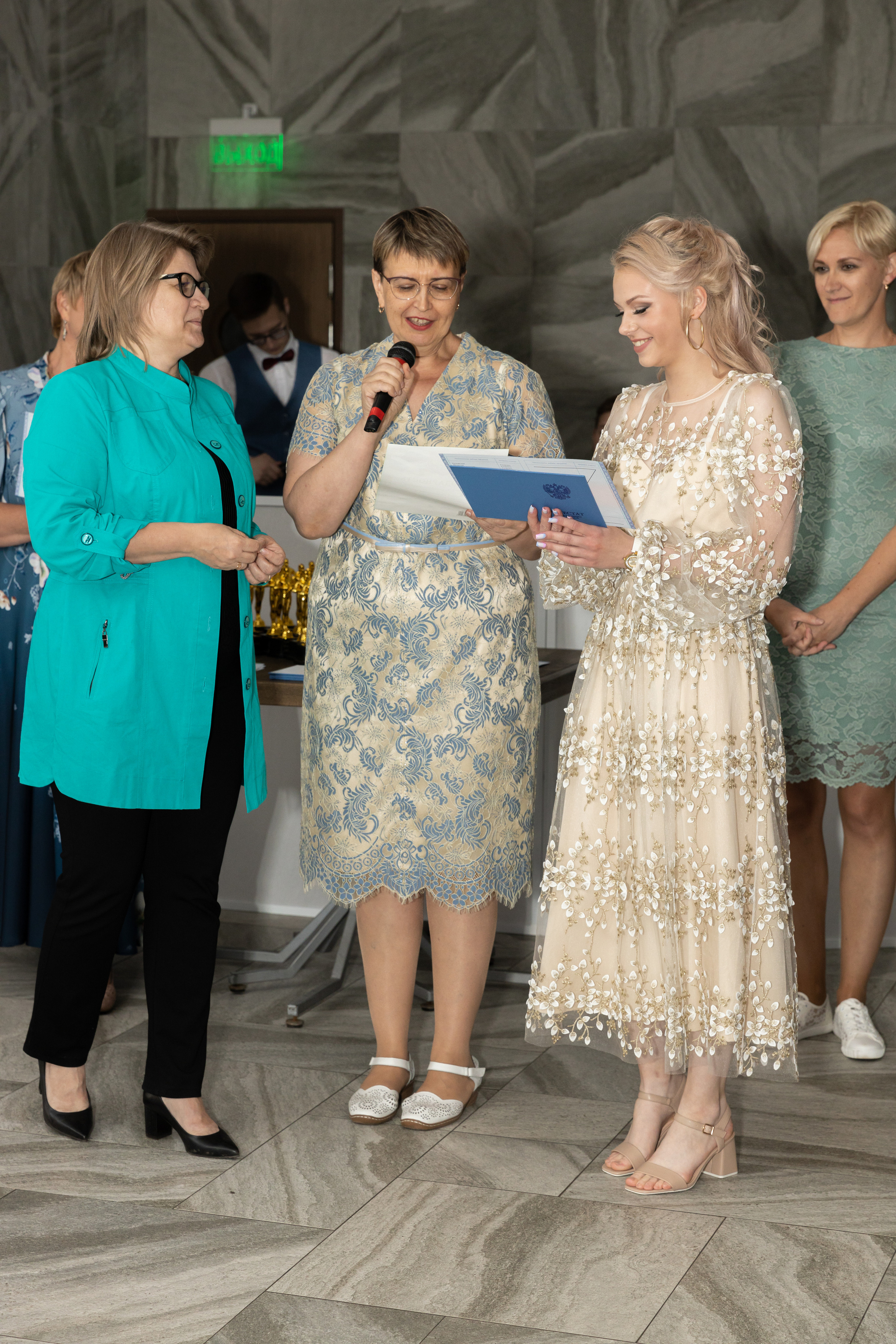 Фотосъемка выпускного старшая школа. Фото, видео, авторские выпускные альбомы в Нижнем Новгороде