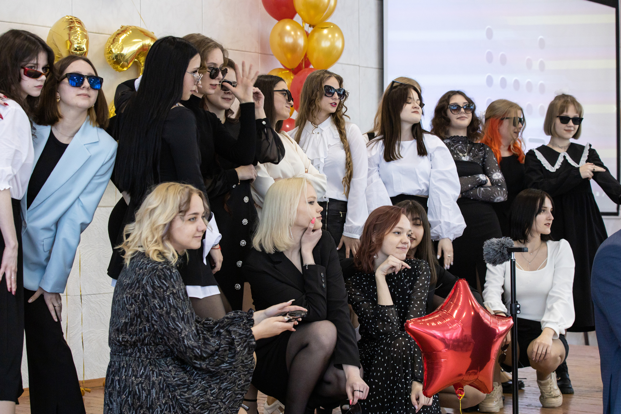 Фотосъемка выпускного старшая школа. Фото, видео, авторские выпускные альбомы в Нижнем Новгороде