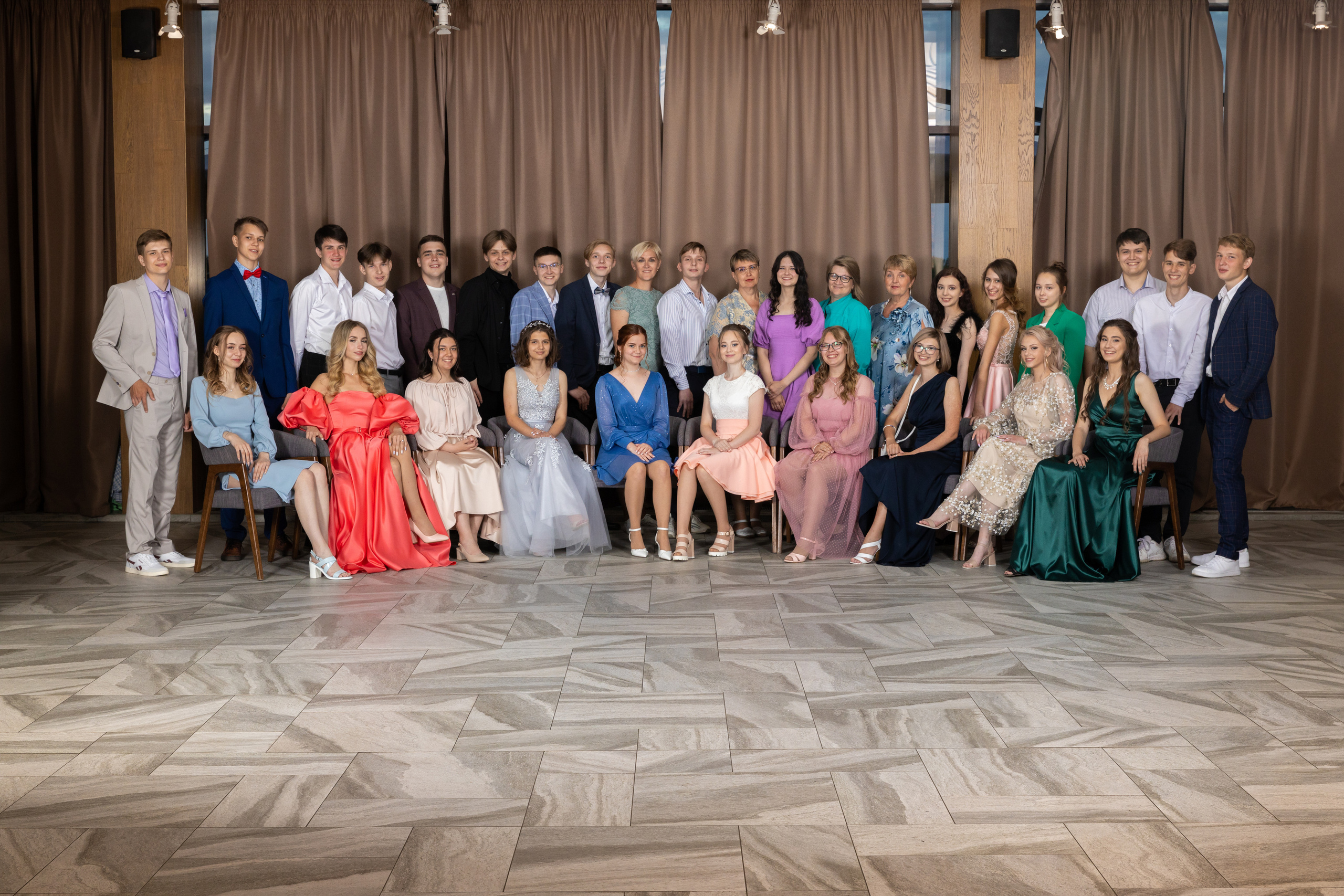 Фотосъемка выпускного старшая школа. Фото, видео, авторские выпускные альбомы в Нижнем Новгороде