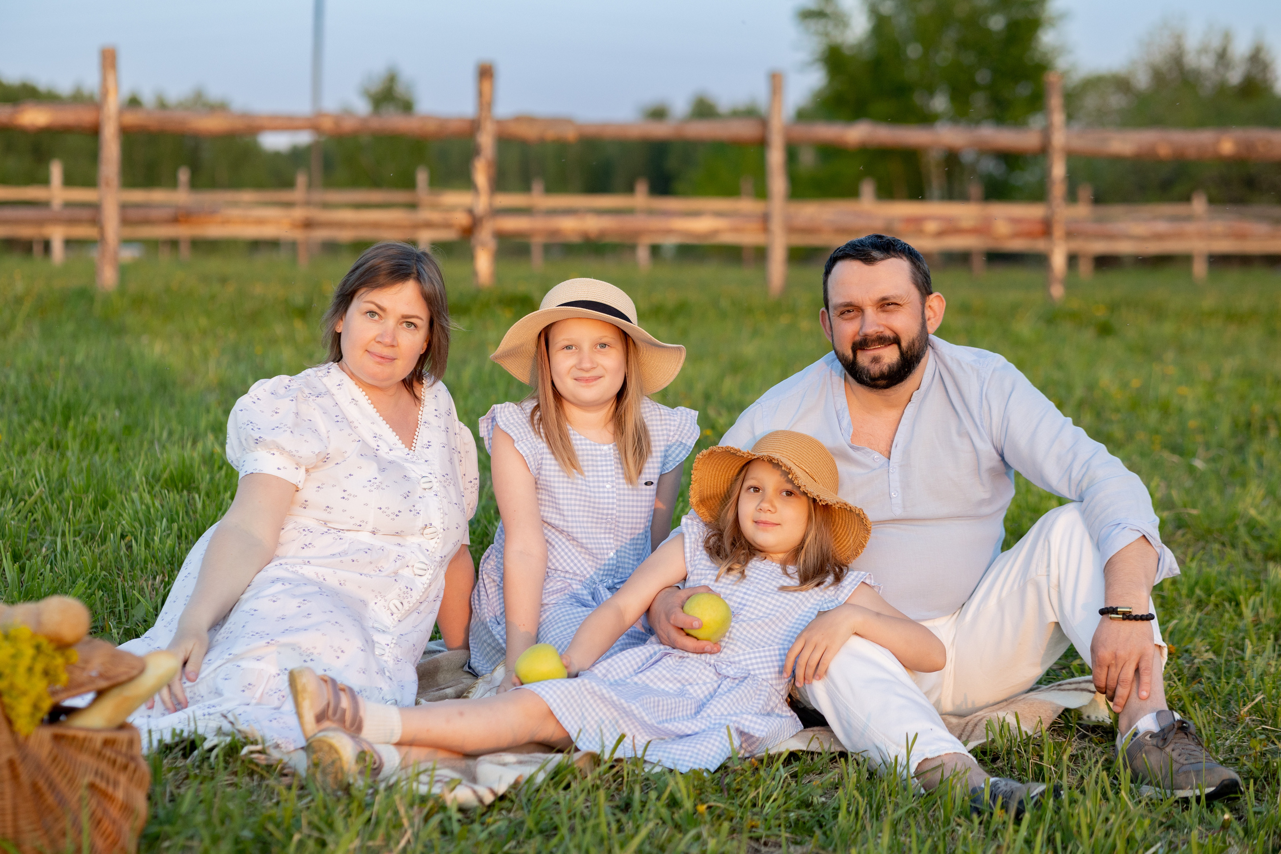 СЕМЕЙНАЯ. Фото, видео, авторские выпускные альбомы в Нижнем Новгороде