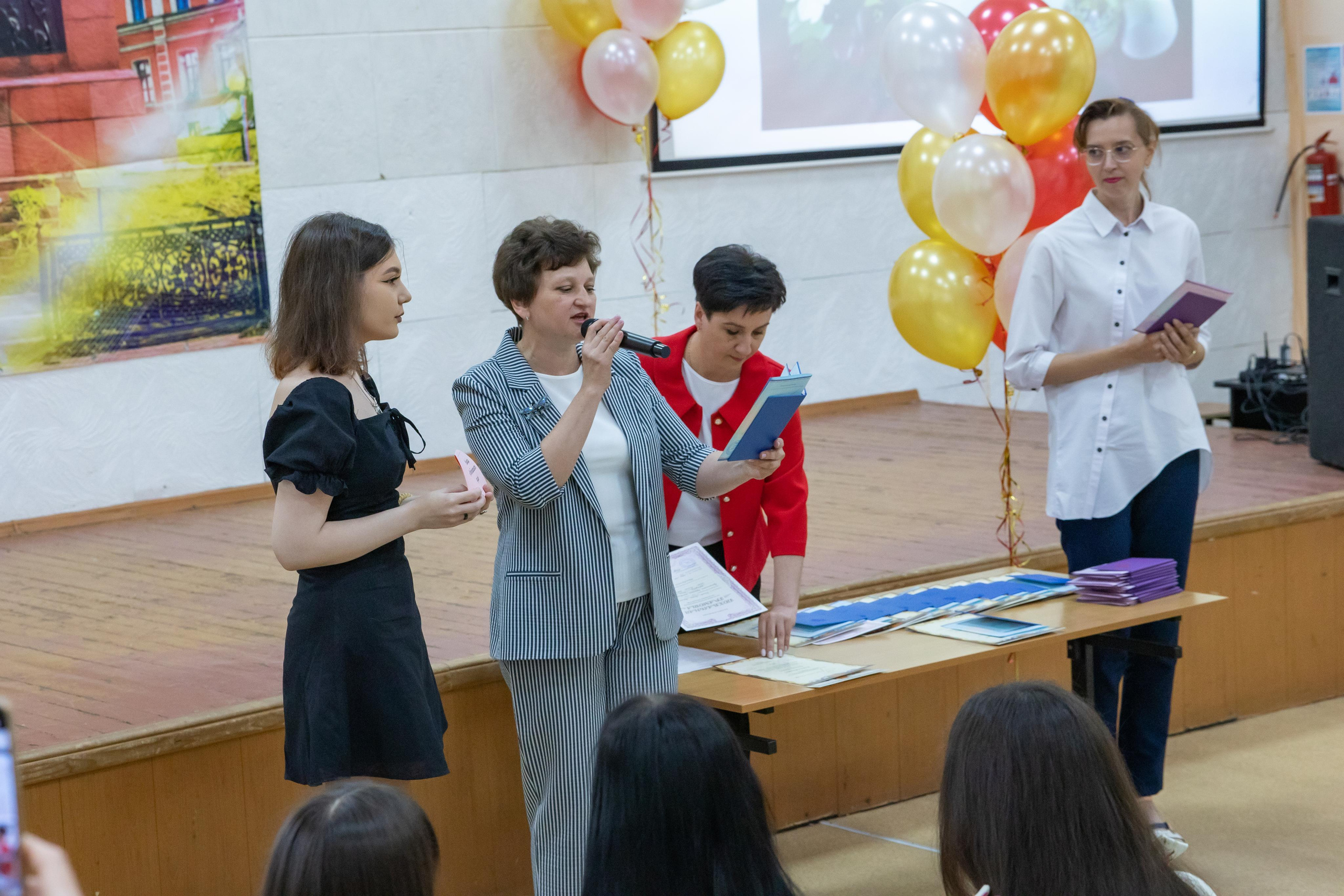 Фотосъемка выпускного старшая школа. Фото, видео, авторские выпускные альбомы в Нижнем Новгороде