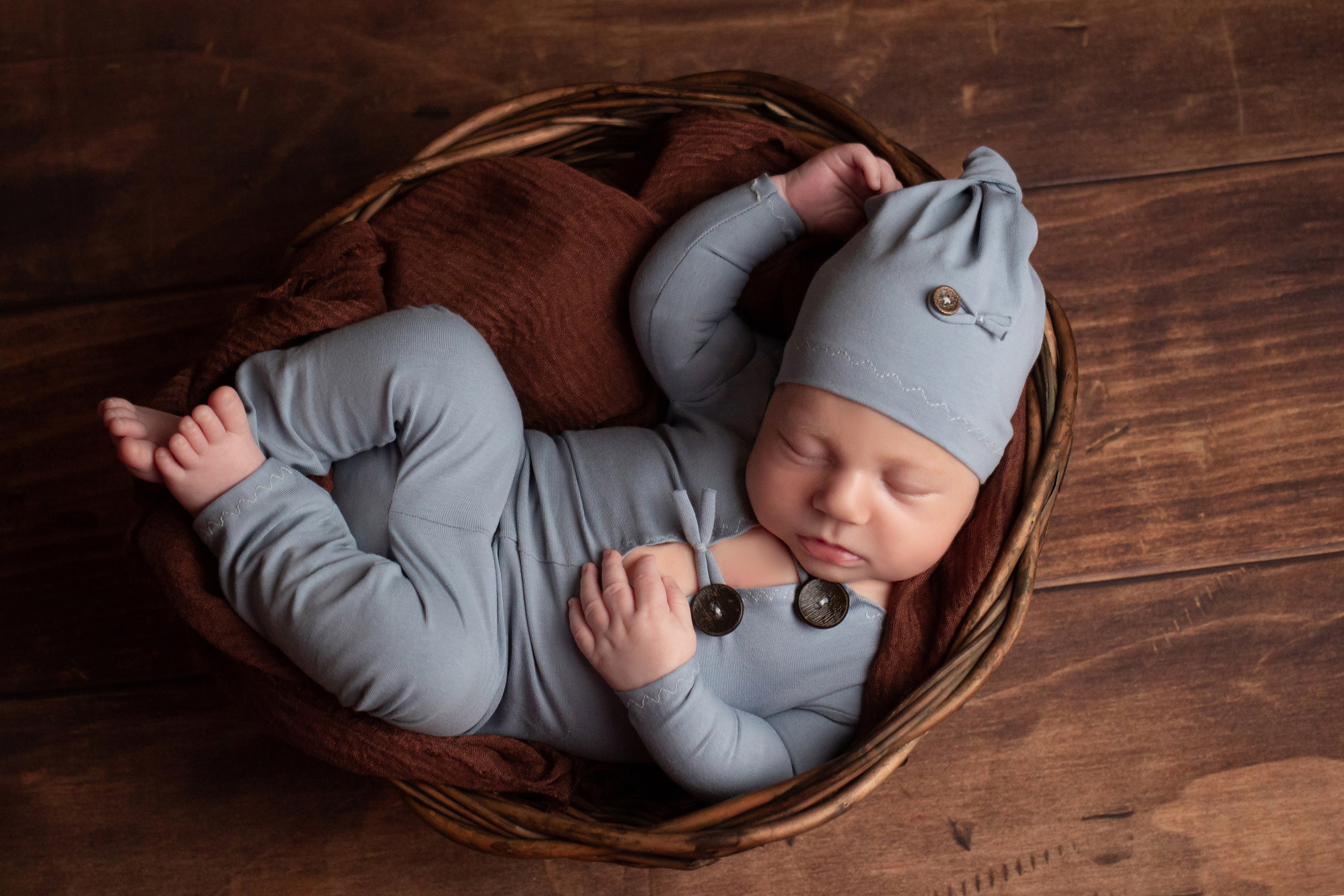 Классический стиль newborn. Фотограф новорождённых Анапа Елена Кушнарь