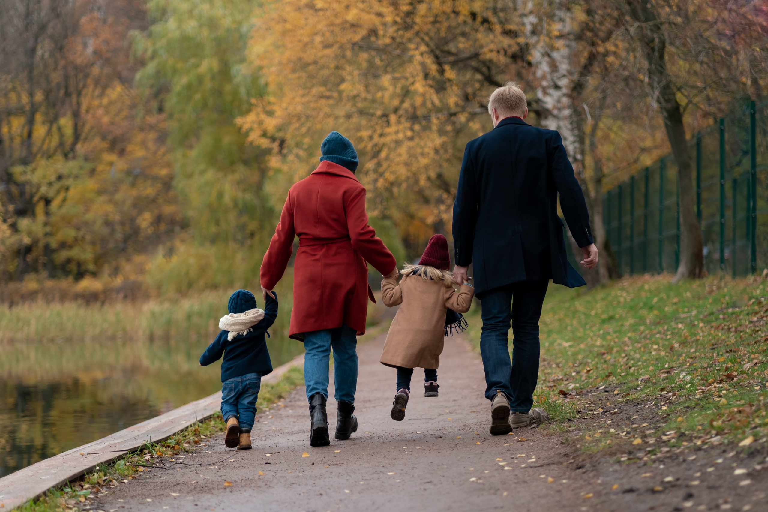 На Путяевском пруду. Семейный фотограф Варвара Сорока в городе Москве