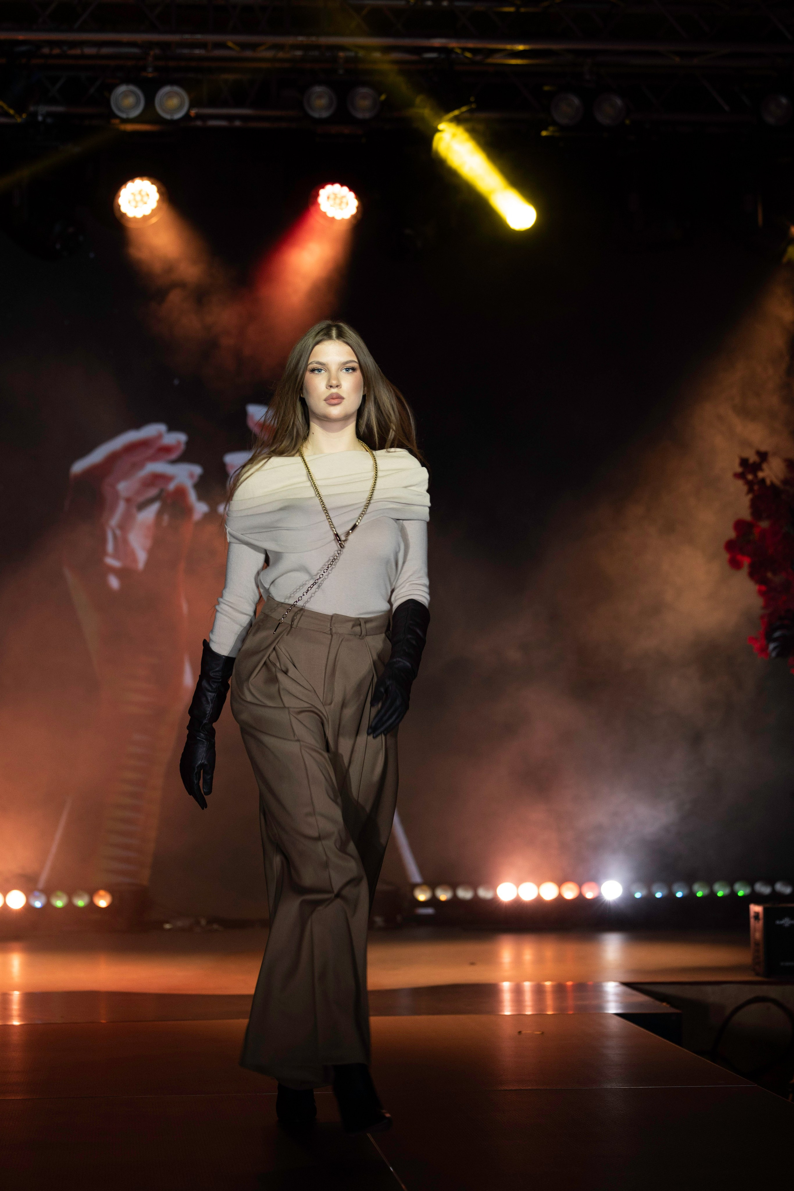 Модный показ «ИСКУШЕНИЕ» Казино Шамбала. Фотограф Olya Posnimay