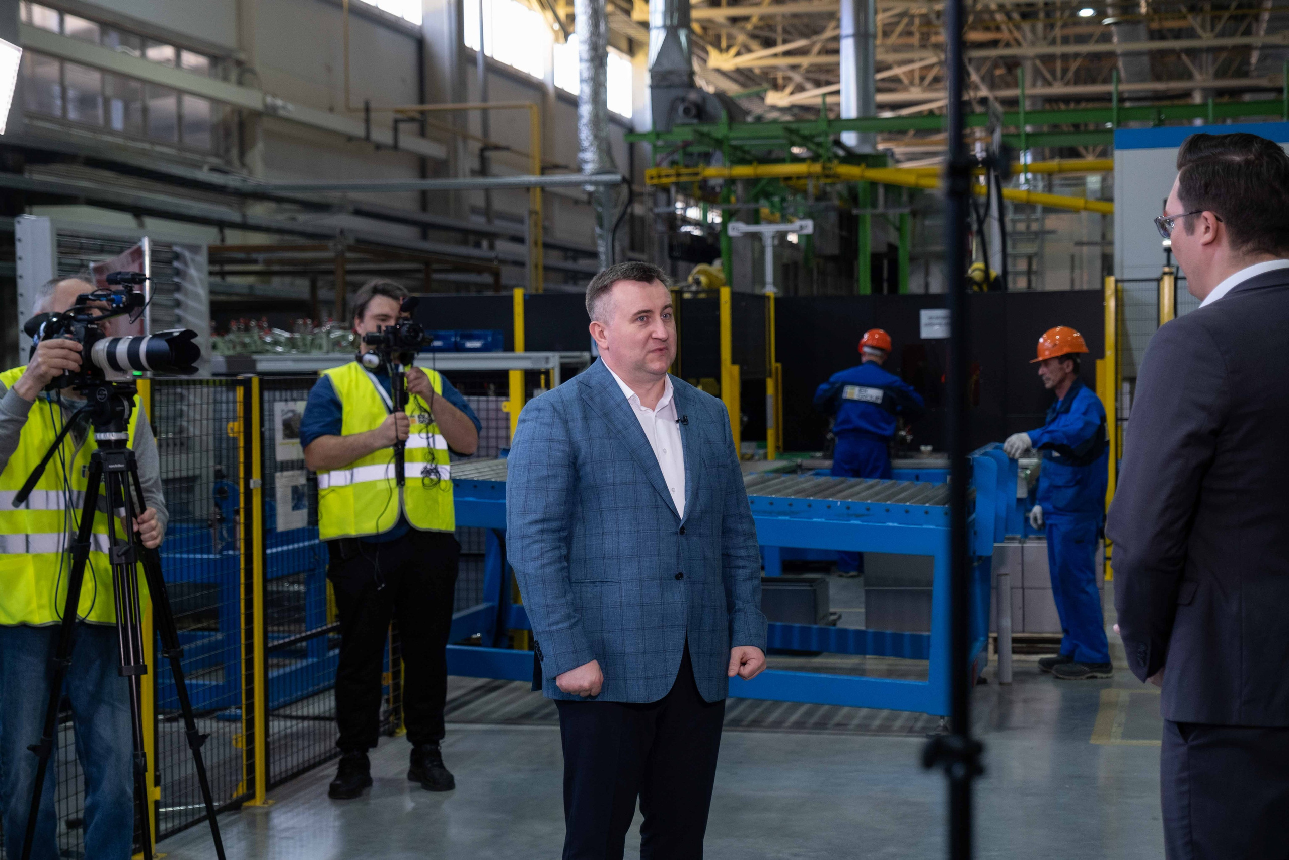 IEK — торжественное открытие производственного цеха. Фото тур