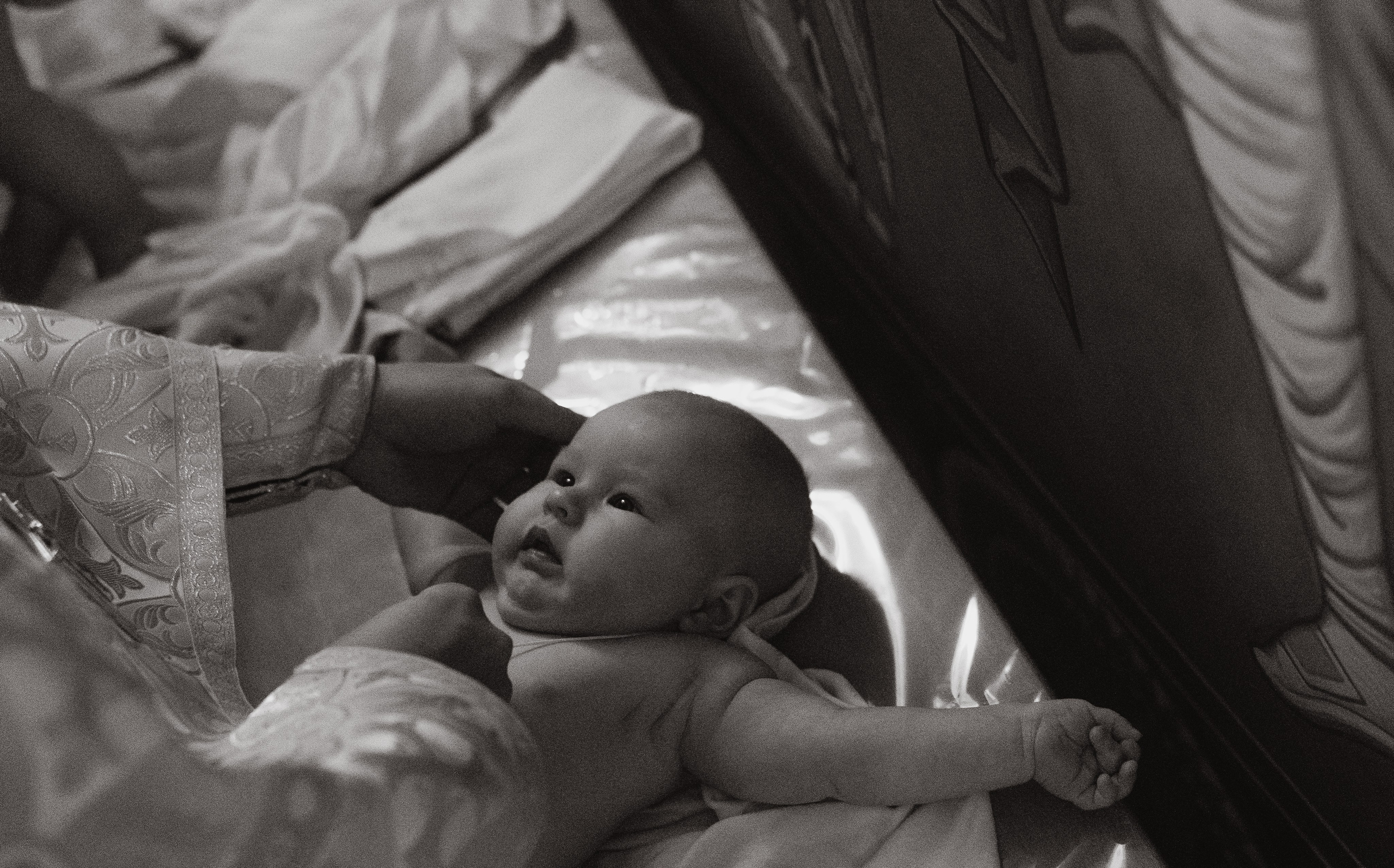 Таинство Крещения в Храм Иверской Божией матери Мичуринский проспект 68. Семейный, ньюборн фотограф, фотограф на роды в Москве, Виктория Тюльдюкова