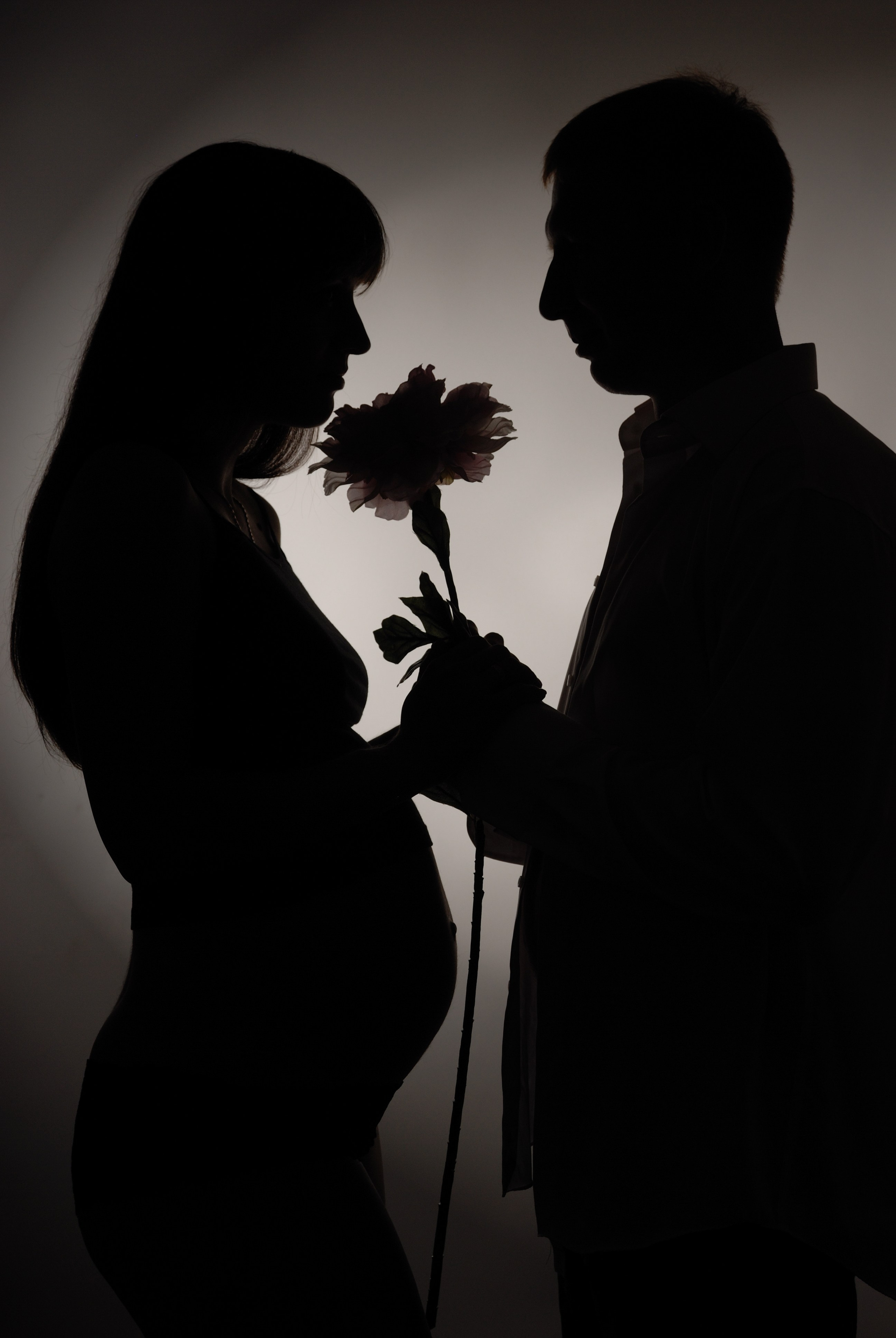 Фотосессия во время беременности от студии Love Story. Максим Матвийченко и Виктория Басова профессионалы своего дела