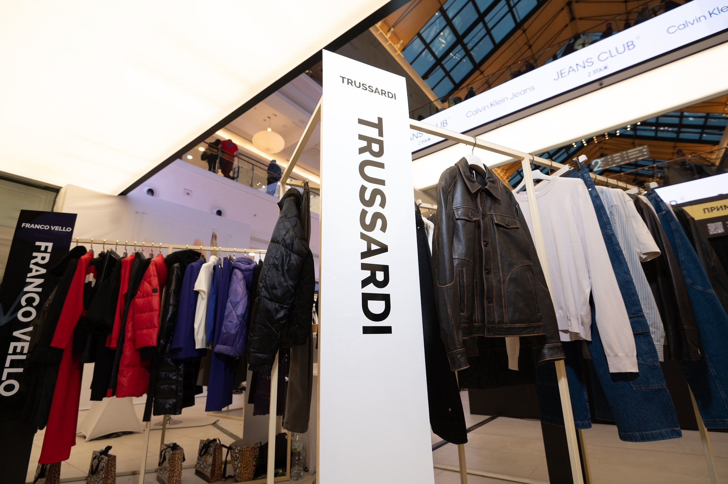 Sokol Fashion Week 2023. Kirillova Studio — мастерская декора и событий Юли Кирилловой