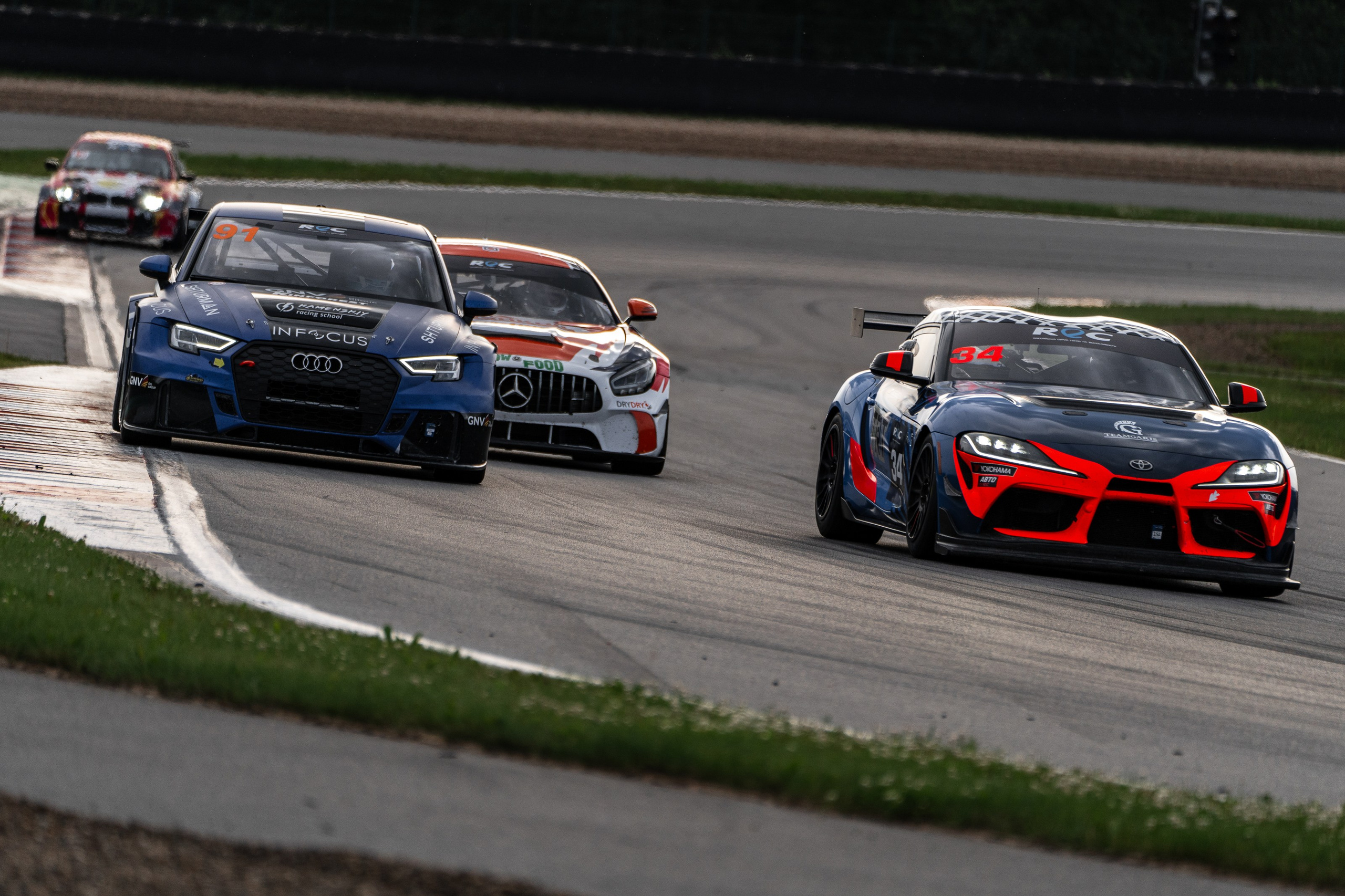 Фото второго этапа Российской серии гонок на выносливость. Фотограф Николай Прокофьев модельные тесты в Москве