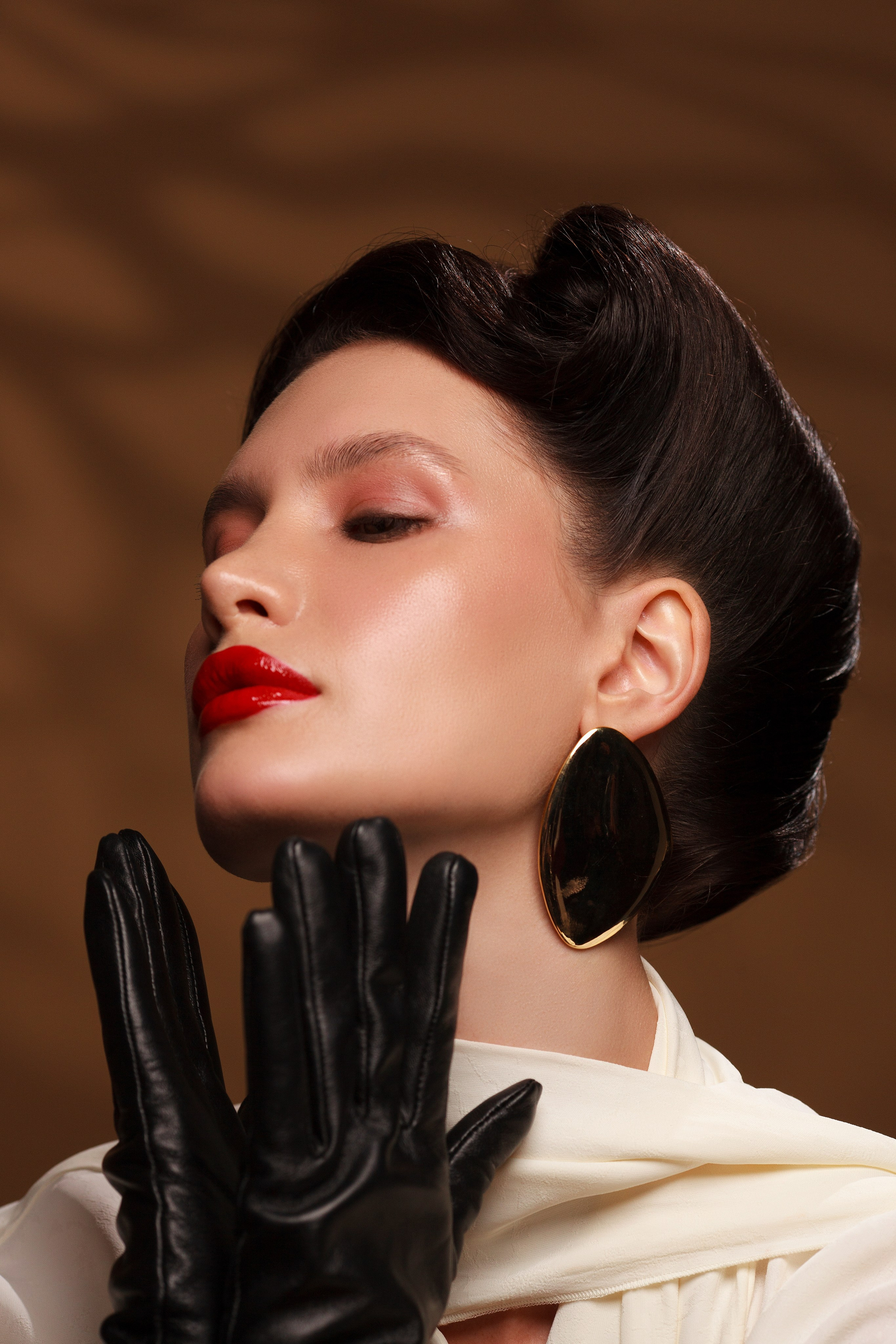 Студийная съемка женского бьюти портрета Пятигорск. Фотограф Ставрополь Пятигорск Елизавета Дарина