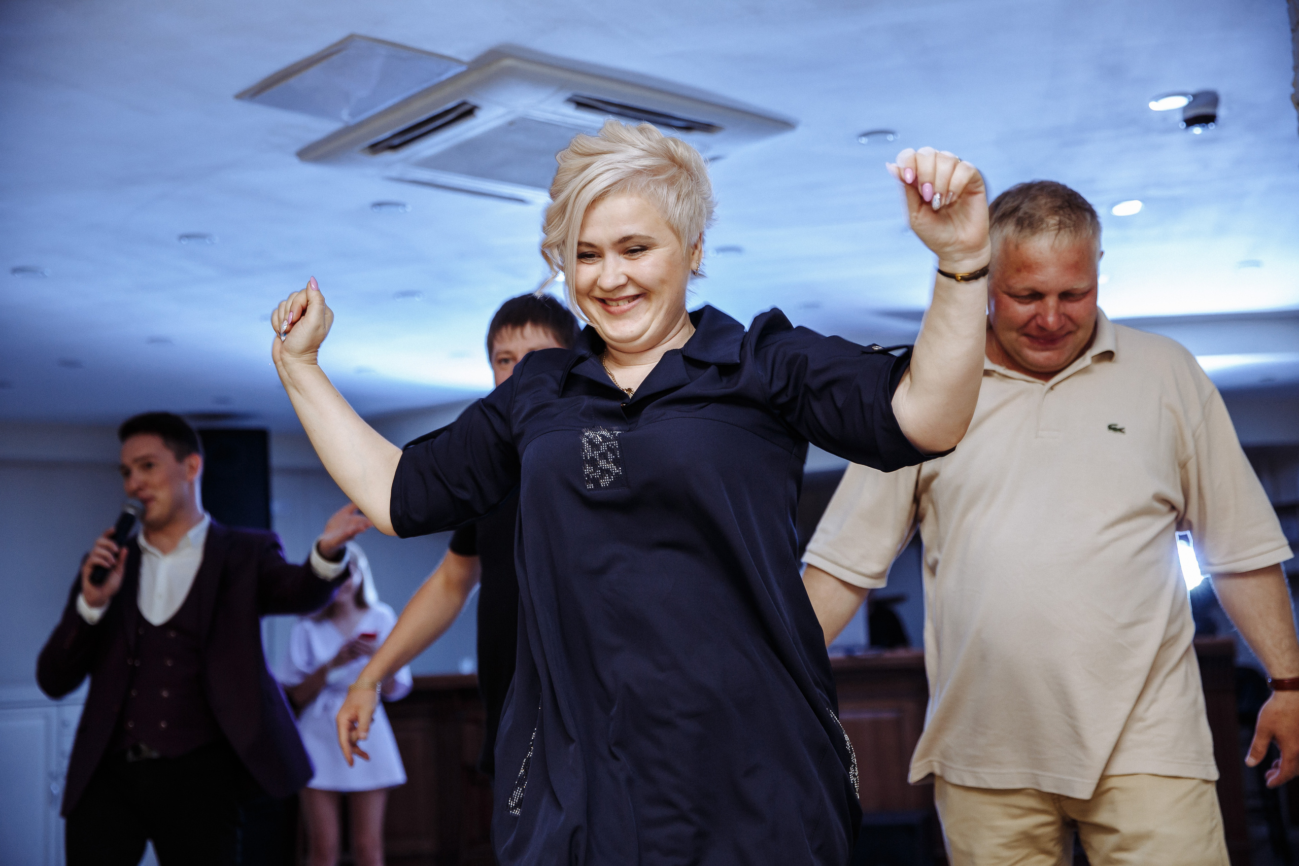 ЮЛЯ И САША УТРО В ИМПЕРАТОРЕ. Фотограф Новосибирск Татьяна Богачек