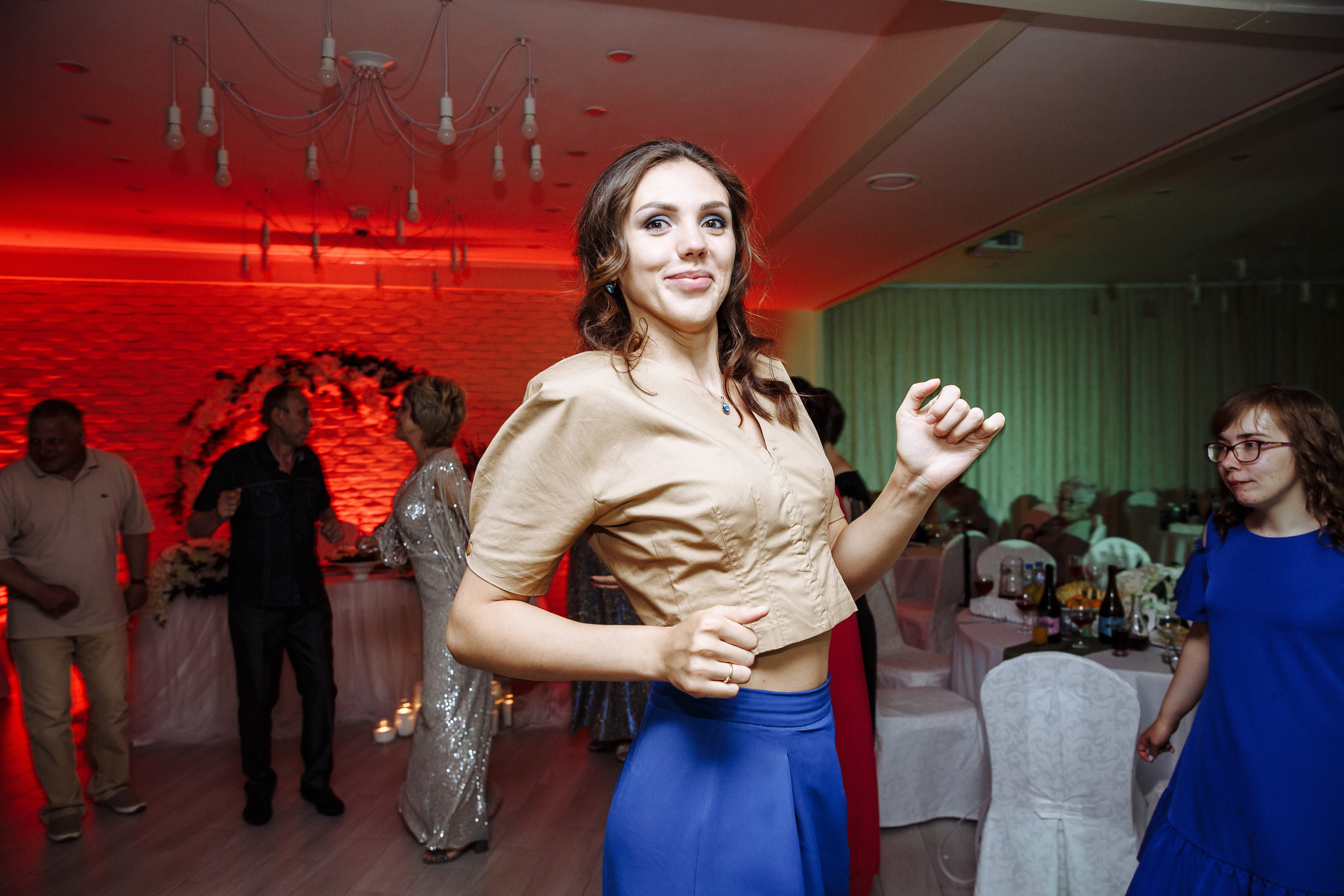 ЮЛЯ И САША УТРО В ИМПЕРАТОРЕ. Фотограф Новосибирск Татьяна Богачек