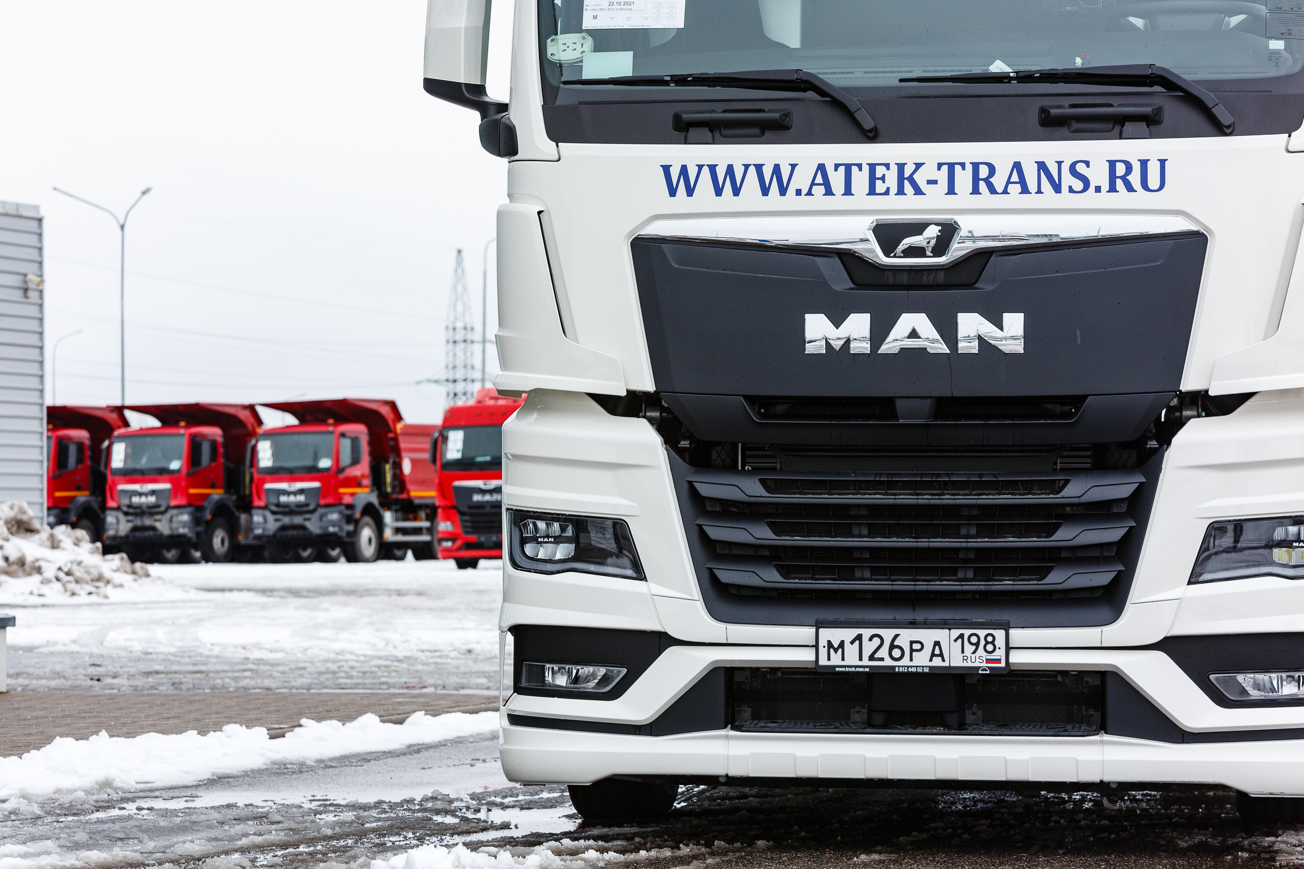 Репортажная фотосъёмка в Санкт-Петербурге. Фотограф на мероприятие: выставки, презентации, автогонки. Фото для сайта, отчётов и публикации в сми. Профессиональный фотограф Сергей Пушкин. Корпоративная фотосъёмка. Автопром. 