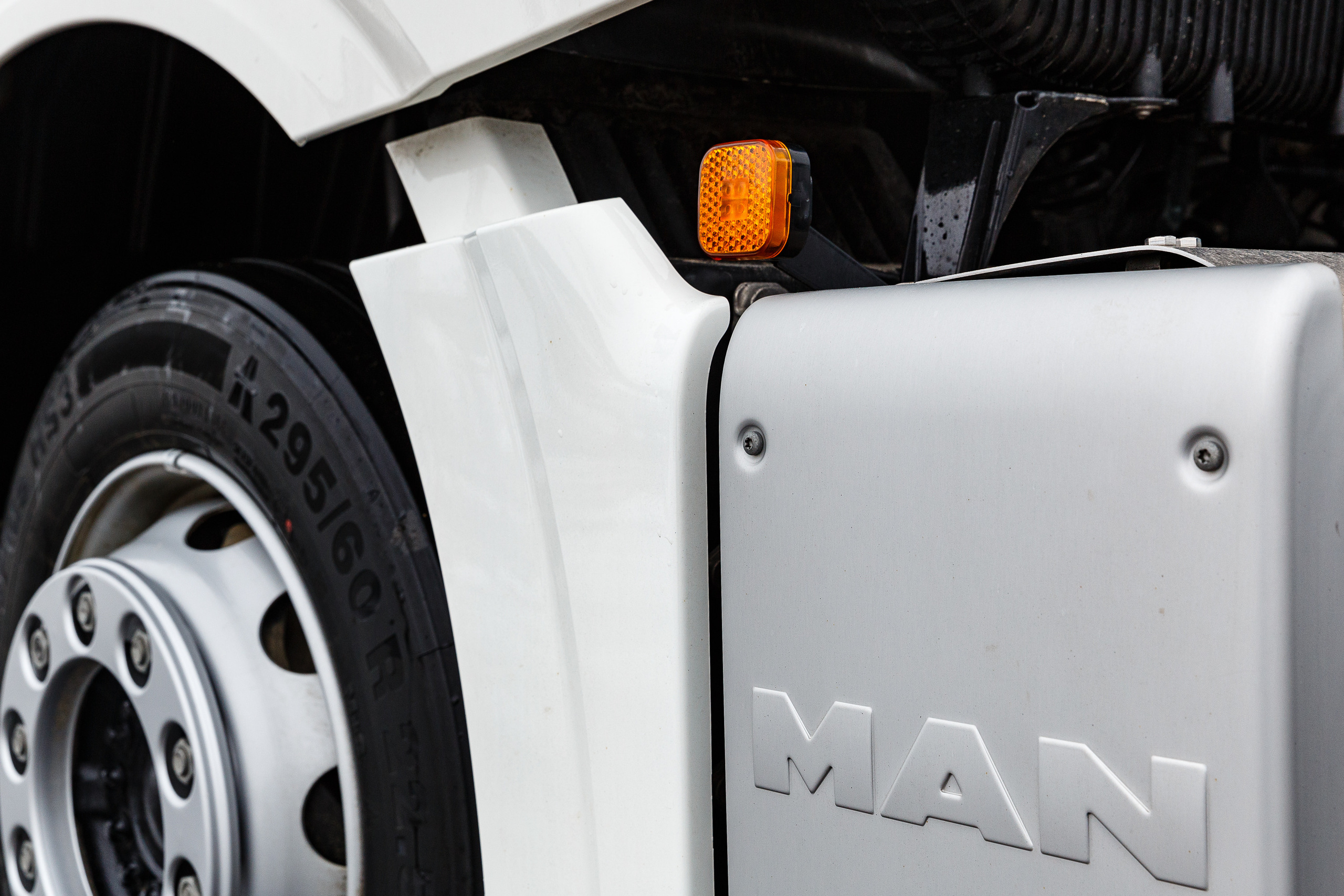 Репортажная фотосъёмка в Санкт-Петербурге. Фотограф на мероприятие: выставки, презентации, автогонки. Фото для сайта, отчётов и публикации в сми. Профессиональный фотограф Сергей Пушкин. Корпоративная фотосъёмка. Автопром. 