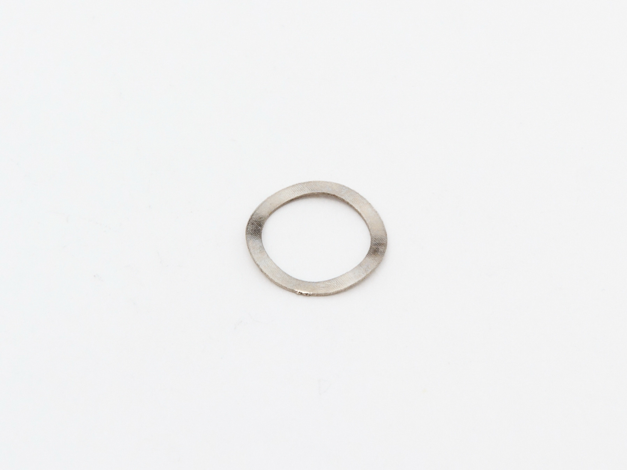 Предметный фотограф в Санкт-Петербурге. Сергей Пушкин; фото для каталога; фото для сайта; маркетплейс; запчасти; фотограф на производство; электроника; метизы; шайбы; винты; электирика; фото на белом фоне; Предметный фотограф в Санкт-Петерб; 