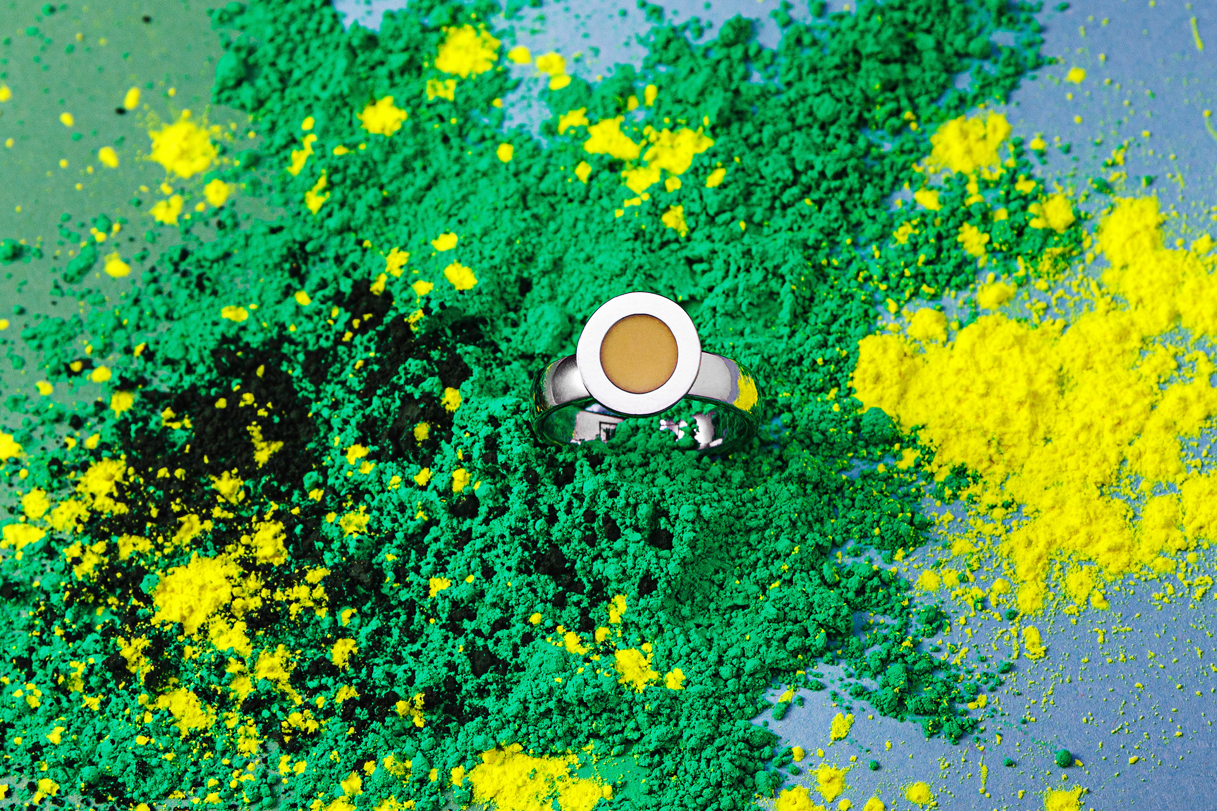 Рекламная фотосъёмка ювелирных украшений и драгоценных камней. Предметная фотосъемка ювелирных украшений. Профессиональный фотограф в Санкт-Петербурге для ювелиров. Студийная фотография. Ювелирный фотограф Сергей Пушкин. Фото для рекламы.  Product photographer in Saint-Petersburg, Russia. Gems photo. 