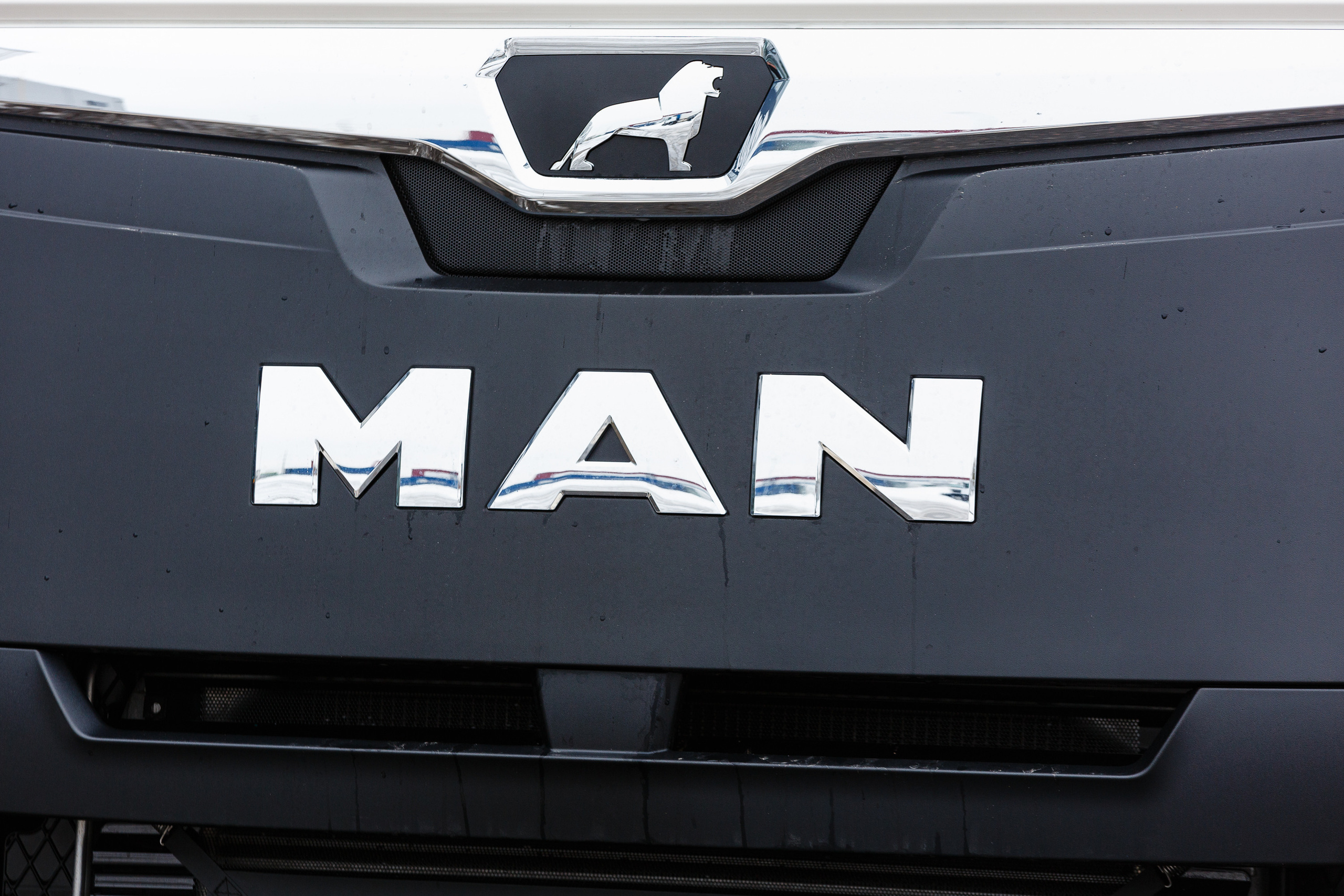 Репортажная фотосъёмка в Санкт-Петербурге. Фотограф на мероприятие: выставки, презентации, автогонки. Фото для сайта, отчётов и публикации в сми. Профессиональный фотограф Сергей Пушкин. Корпоративная фотосъёмка. Автопром. 