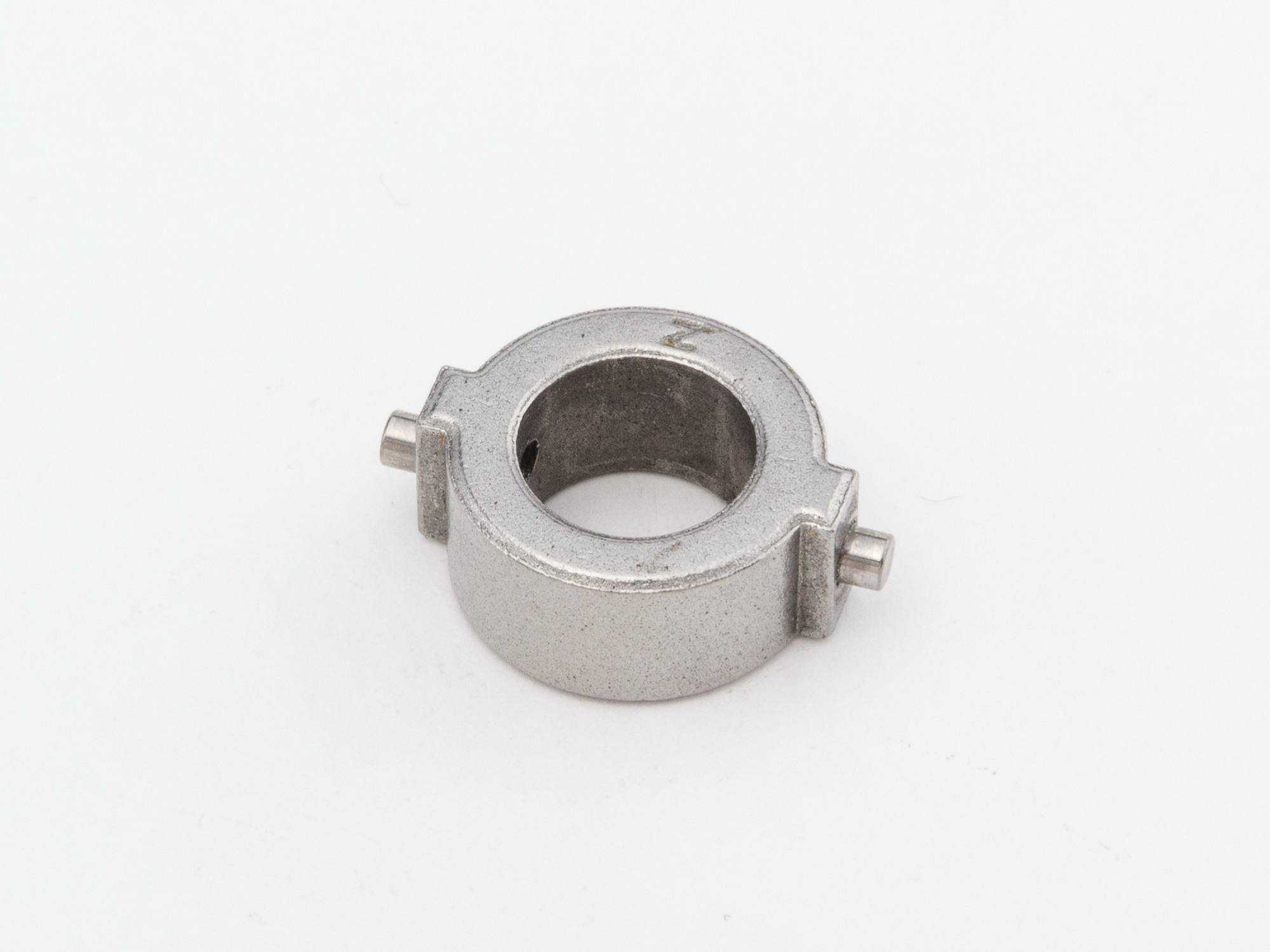 Предметный фотограф в Санкт-Петербурге. Сергей Пушкин; фото для каталога; фото для сайта; маркетплейс; запчасти; фотограф на производство; электроника; метизы; шайбы; винты; электирика; фото на белом фоне; Предметный фотограф в Санкт-Петерб; 