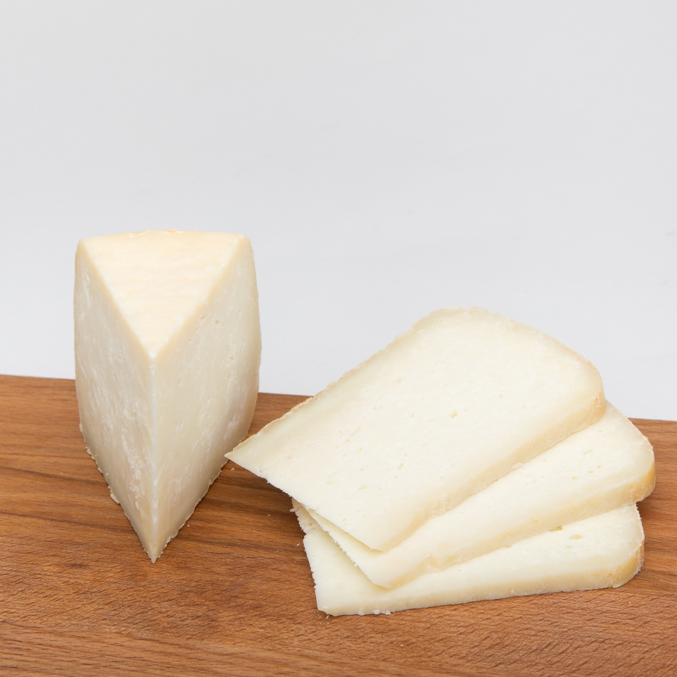 Фотограф в Санкт-Петербуррге, фото для каталога, фото для соцсетей, фото для сайта, фудфото, фотосъёмка меню, фото продуктов питания, фермерские продукты, сыр, ранчо, молочные продукты, предметная фотосъёмка, реклама, рекламный фотограф, спб, 