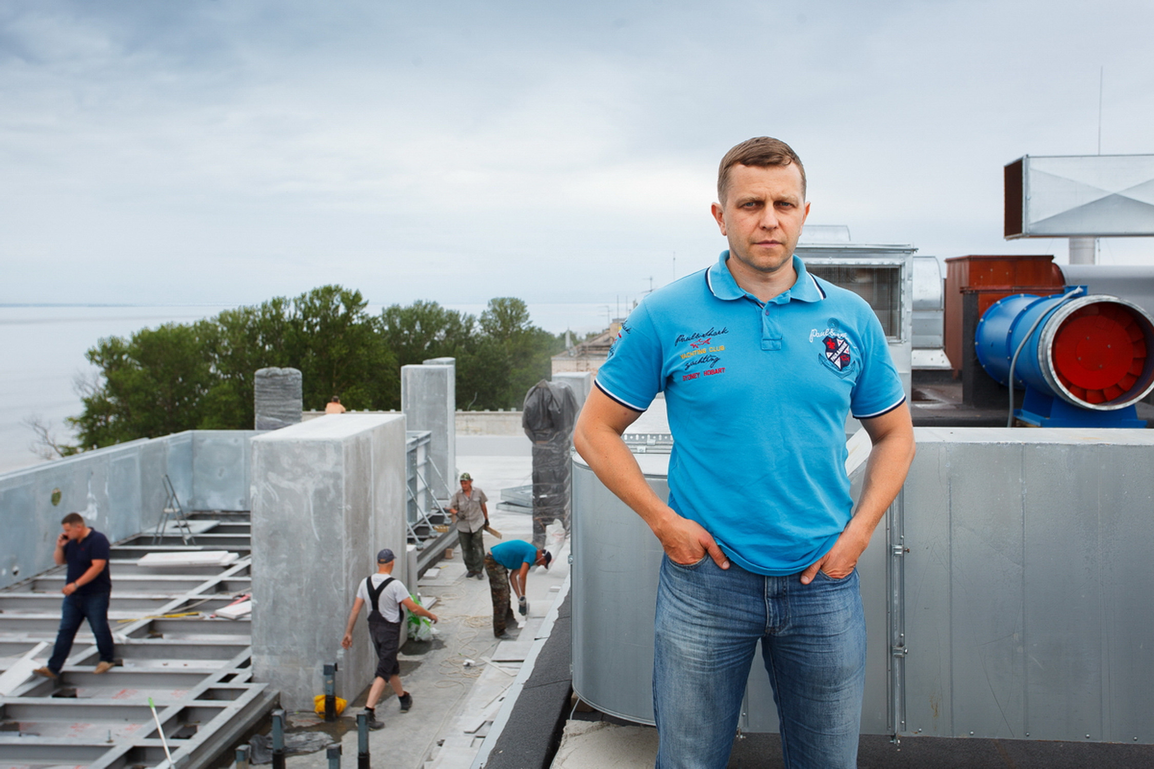 Портретная фотосессия в Санкт-Петербурге. Бизнес-портрет. Деловой портрет.  Студийный фотограф. Фото на резюме. Профессиональная фотосъёмка. Фото для блога. Портрет. Блогер. Фото для соцсетей.  Контентмейкер. СПб. Выездная фотосъёмка. Выездная фотостудия. Фотограф на корпоратив.