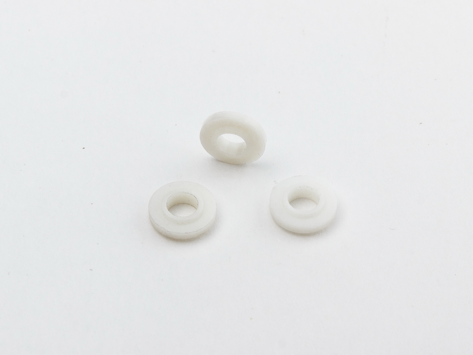 Предметный фотограф в Санкт-Петербурге. Сергей Пушкин; фото для каталога; фото для сайта; маркетплейс; запчасти; фотограф на производство; электроника; метизы; шайбы; винты; электирика; фото на белом фоне; Предметный фотограф в Санкт-Петерб; 