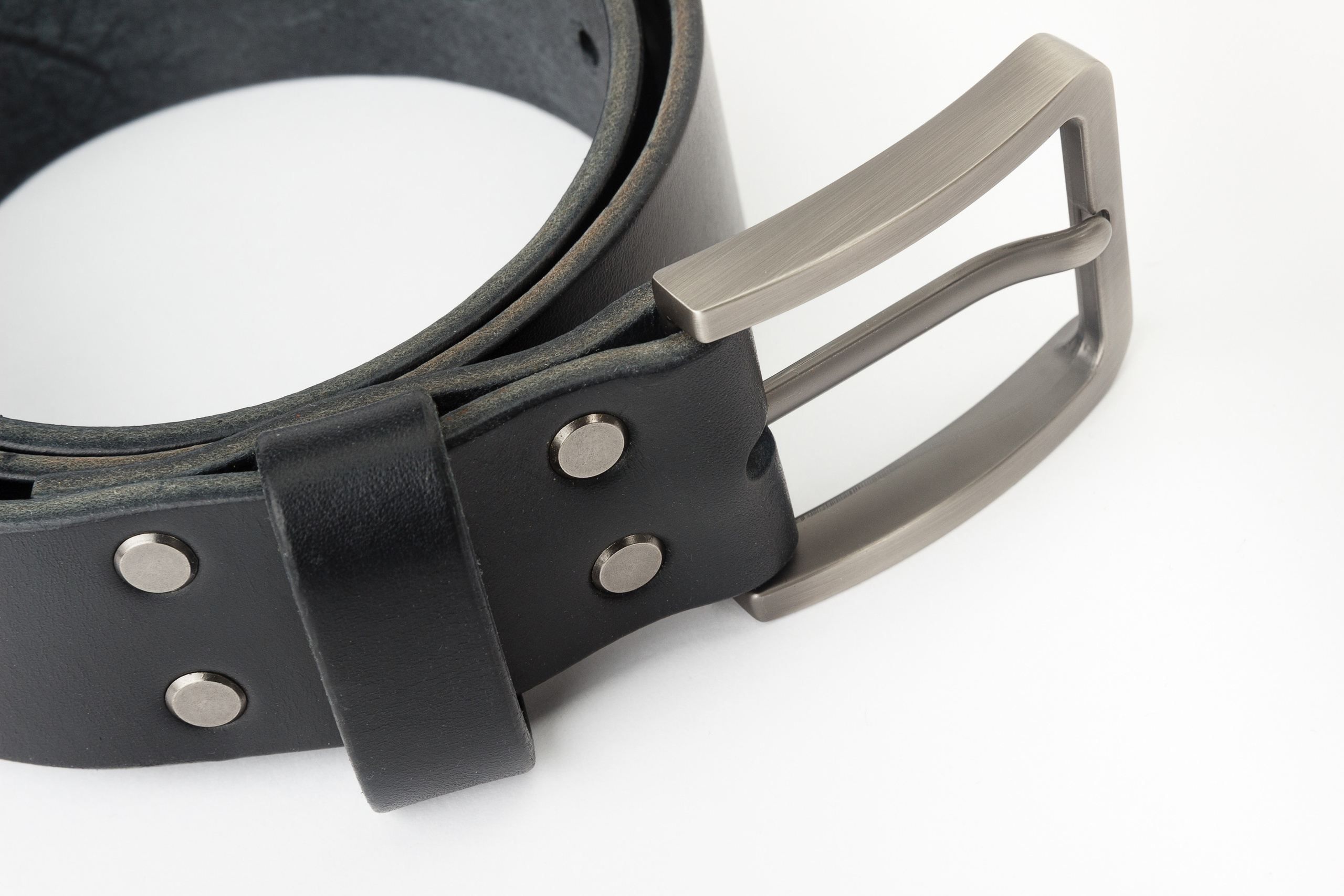  Предметный фотограф в Санкт-Петербурге. Сергей Пушкин, аксессуары, изделия из кожи, кошельки, маркетплейс, продажи, продвижение, реклама, рекламный фотограф, сайтостроение, спб, студийная фотосессия, сумки, фото для каталога, фото на белом фоне, фото для сайта, Кожгалантерея,