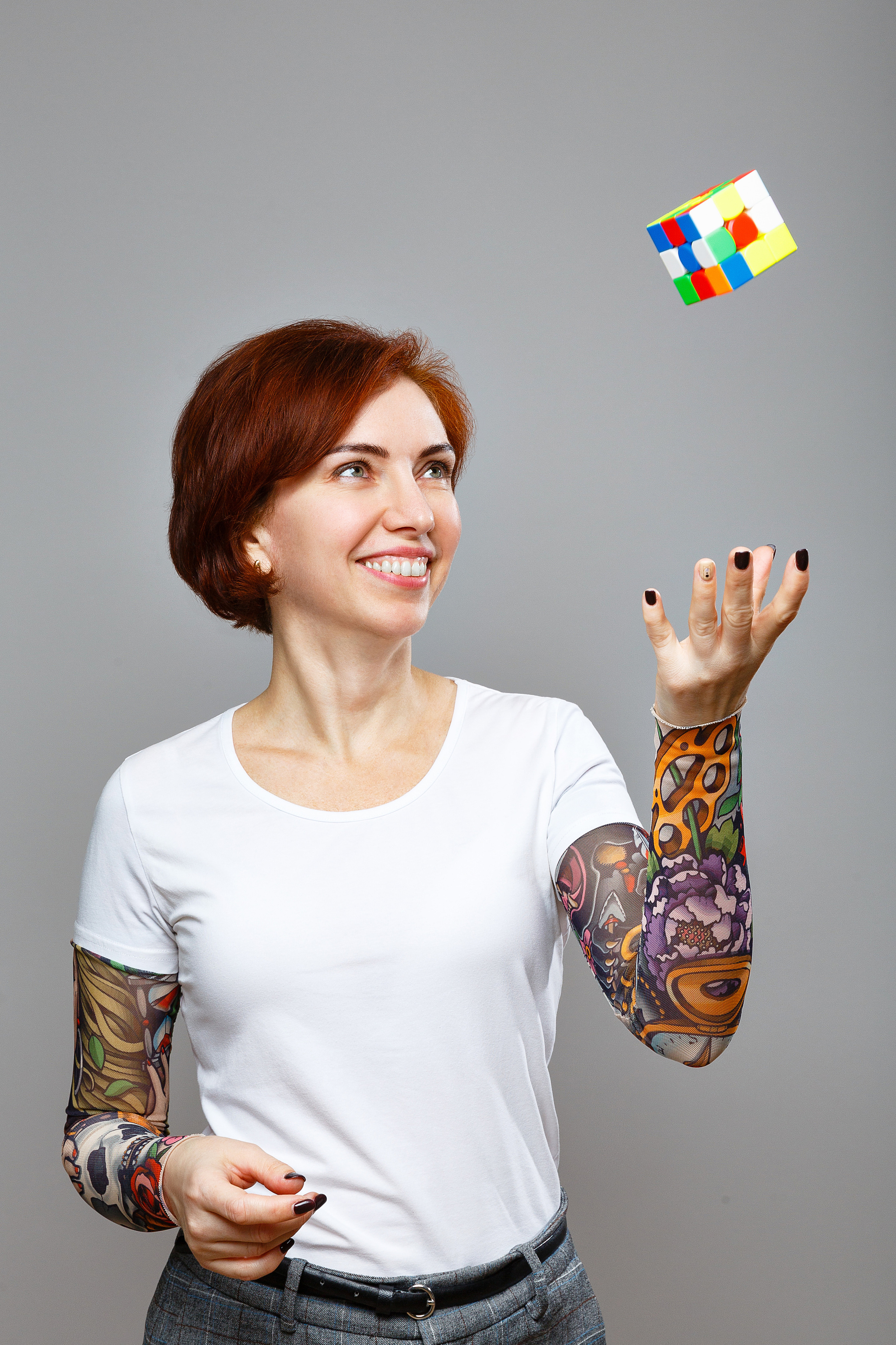 Портретная фотосессия в Санкт-Петербурге. Студийный фотограф. Частная фотосъёмка для личных целей и социальных сетей. Фото на резюме. Фото сотрудников компании. Профессиональная фотосъёмка. Фото для блога. Портрет. Блогер. Фото для соцсетей.  Контентмейкер. СПб. Женский портрет. Выездная фотосъёмка. Выездная фотостудия. Фотограф на корпоратив. Модельное портфолио. Фотограф для сайта знакомств. Корпоративный фотограф.