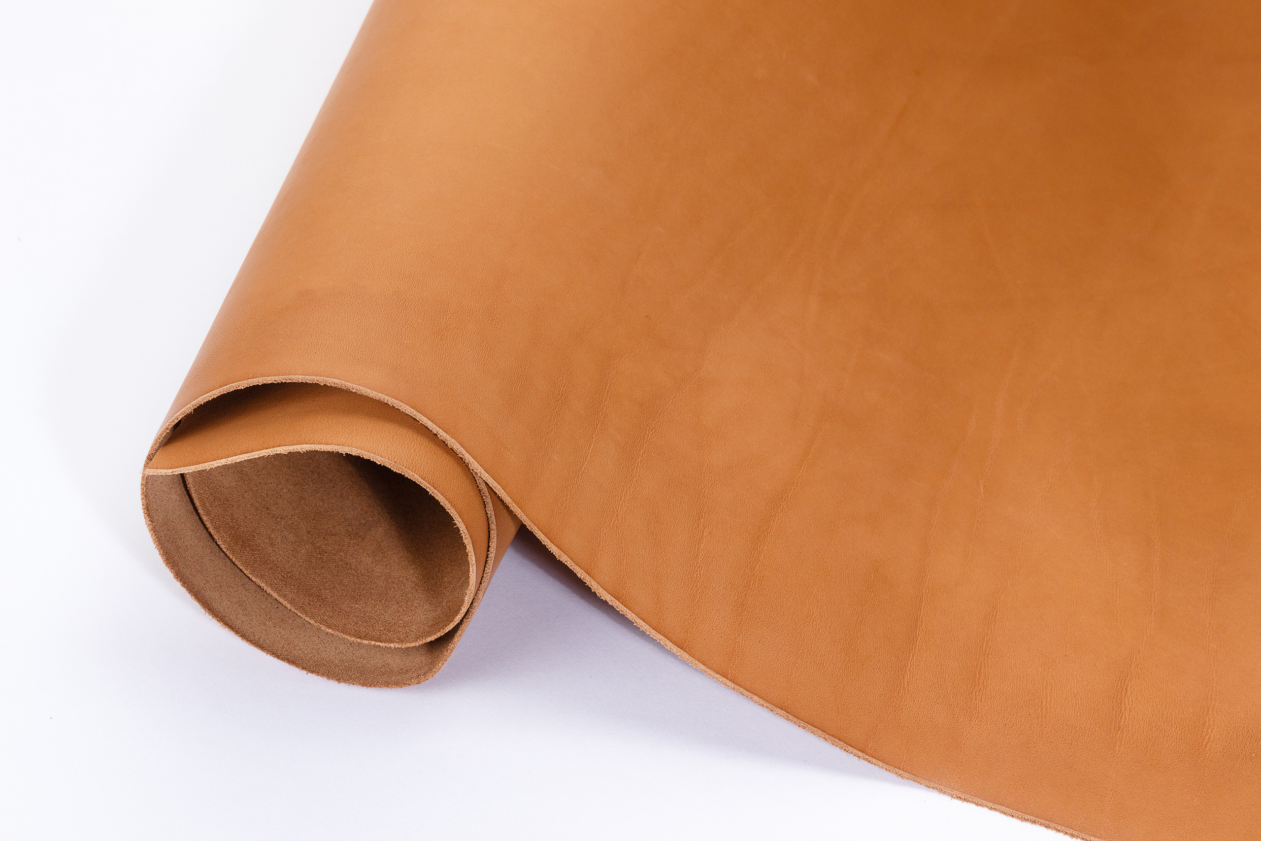  Предметный фотограф в Санкт-Петербурге. Сергей Пушкин, аксессуары, изделия из кожи, кошельки, маркетплейс, продажи, продвижение, реклама, рекламный фотограф, сайтостроение, спб, студийная фотосессия, сумки, фото для каталога, фото на белом фоне, фото для сайта, Кожгалантерея,