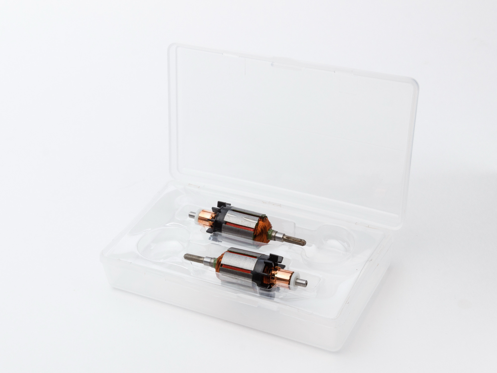 Предметный фотограф в Санкт-Петербурге. Сергей Пушкин; фото для каталога; фото для сайта; маркетплейс; запчасти; фотограф на производство; электроника; метизы; шайбы; винты; электирика; фото на белом фоне; Предметный фотограф в Санкт-Петерб; 