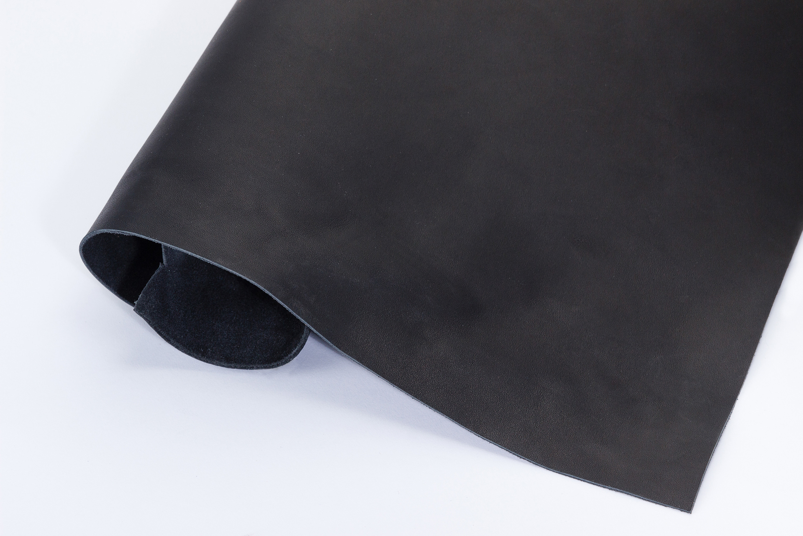  Предметный фотограф в Санкт-Петербурге. Сергей Пушкин, аксессуары, изделия из кожи, кошельки, маркетплейс, продажи, продвижение, реклама, рекламный фотограф, сайтостроение, спб, студийная фотосессия, сумки, фото для каталога, фото на белом фоне, фото для сайта, Кожгалантерея,