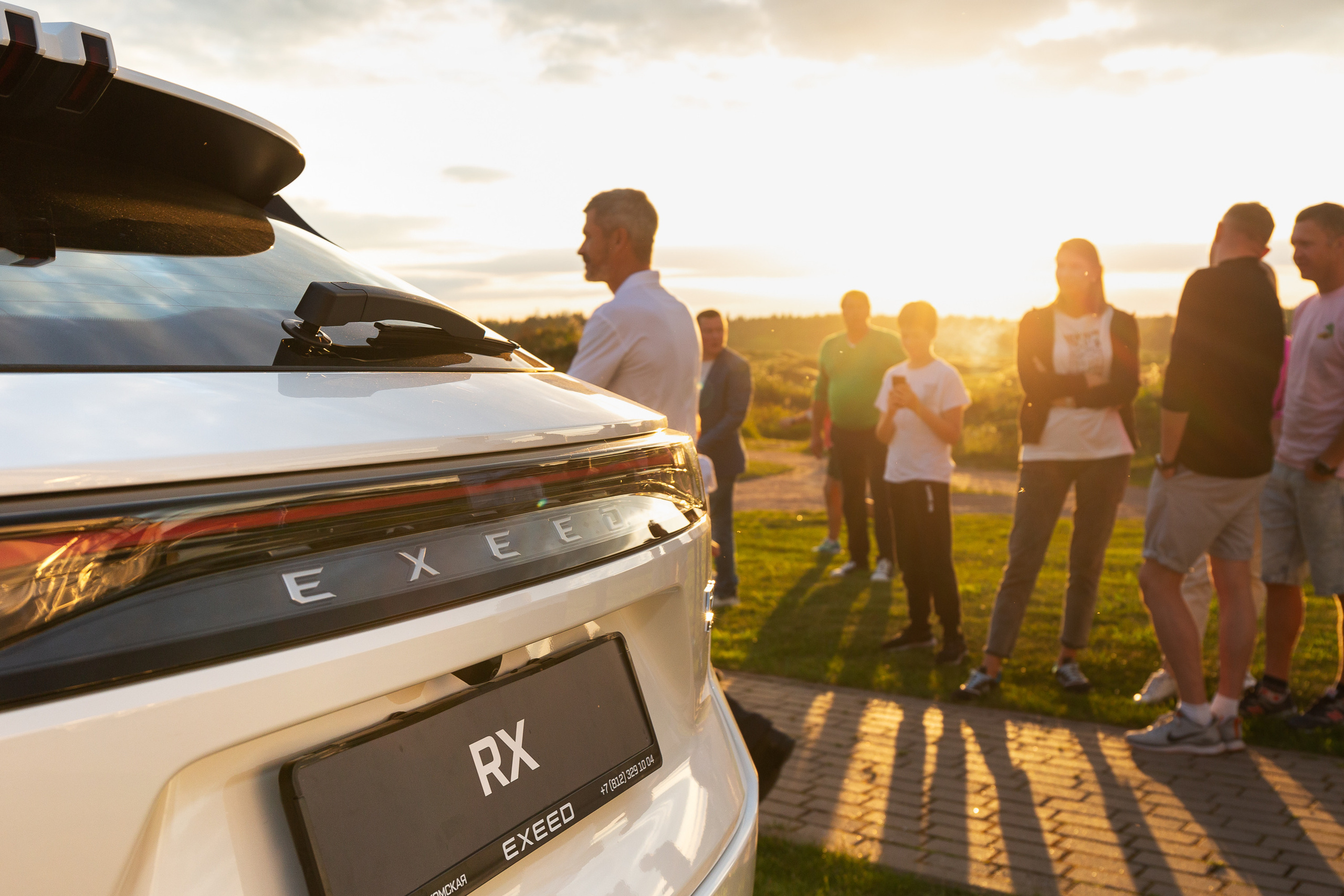 Репортажная фотосъёмка в Санкт-Петербурге. Фотограф на мероприятие: выставки, презентации, автогонки. Фото для сайта, отчётов и публикации в сми. Профессиональный фотограф Сергей Пушкин. Корпоративная фотосъёмка. Автопром. Автомобили. Гольф. Загородный отдых. Выездная фотосессия.