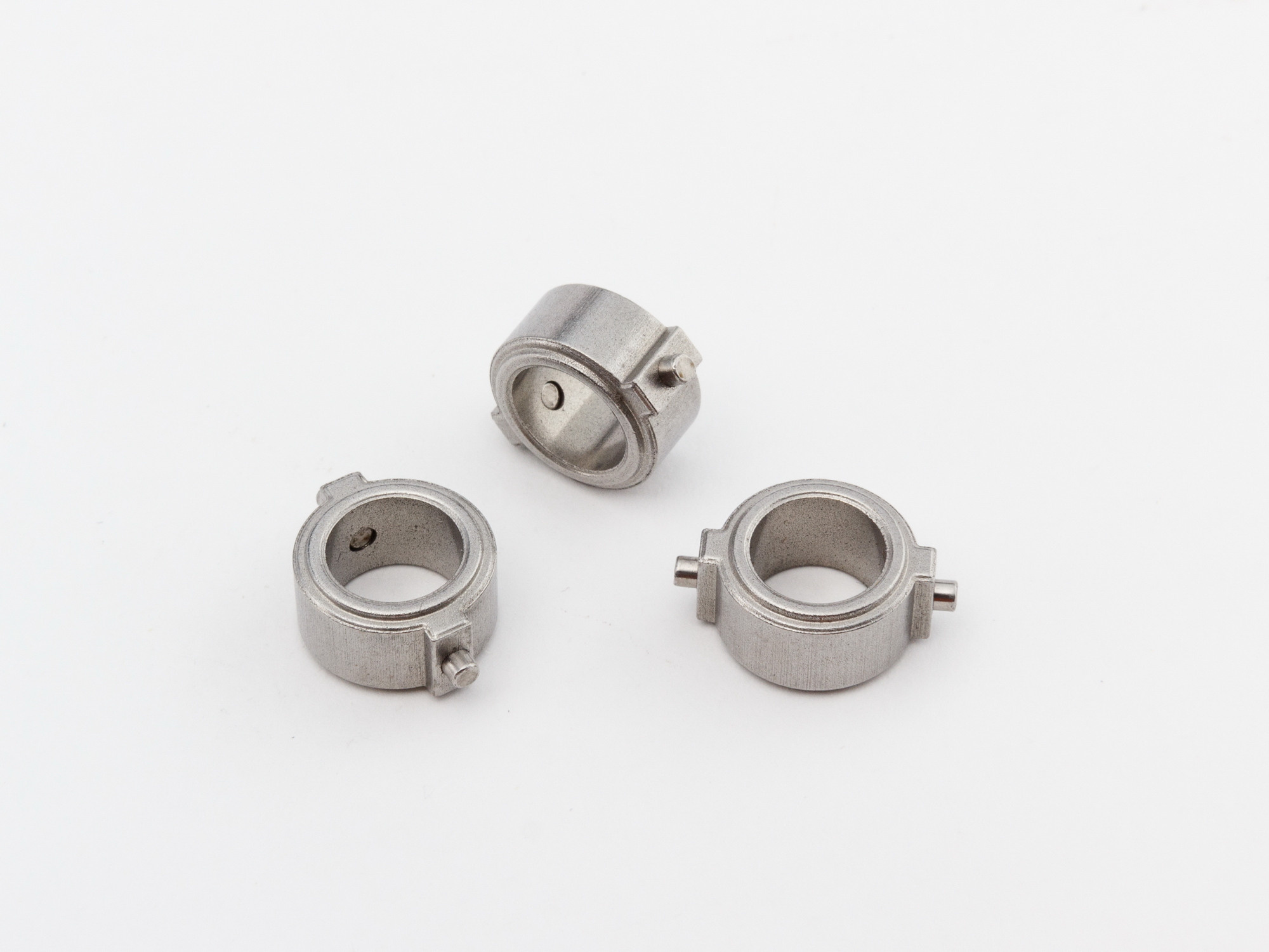 Предметный фотограф в Санкт-Петербурге. Сергей Пушкин; фото для каталога; фото для сайта; маркетплейс; запчасти; фотограф на производство; электроника; метизы; шайбы; винты; электирика; фото на белом фоне; Предметный фотограф в Санкт-Петерб; 