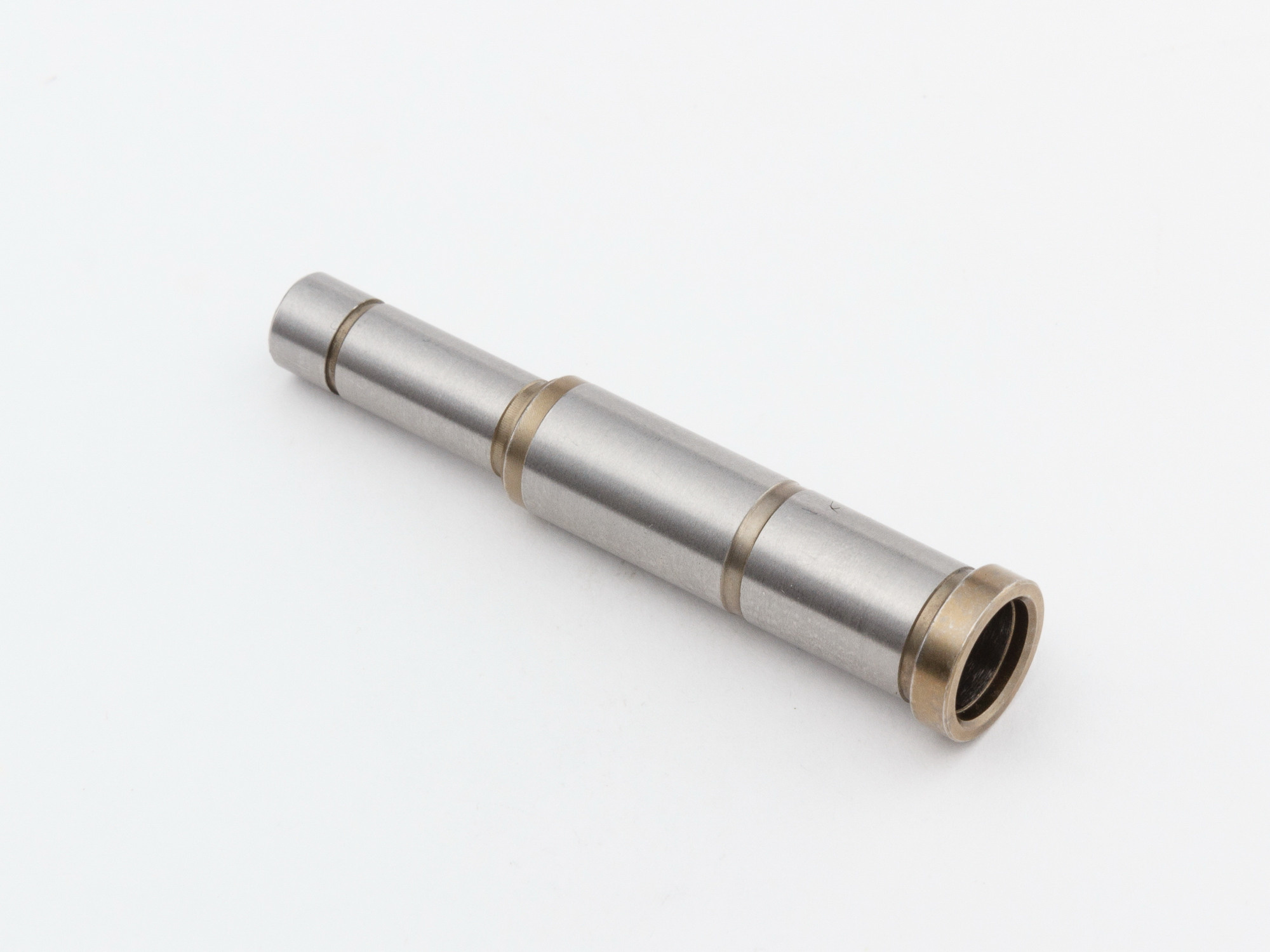 Предметный фотограф в Санкт-Петербурге. Сергей Пушкин; фото для каталога; фото для сайта; маркетплейс; запчасти; фотограф на производство; электроника; метизы; шайбы; винты; электирика; фото на белом фоне; Предметный фотограф в Санкт-Петерб; 