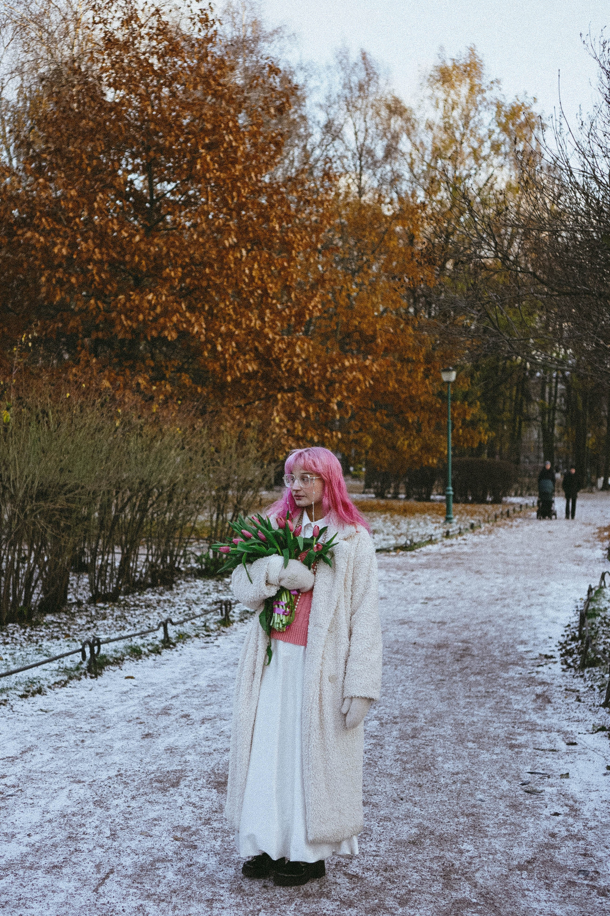 Прогулочная фотосессия с тюльпанами. Профессиональный фотограф, Санкт-Петербург — Виктория Богомолова
