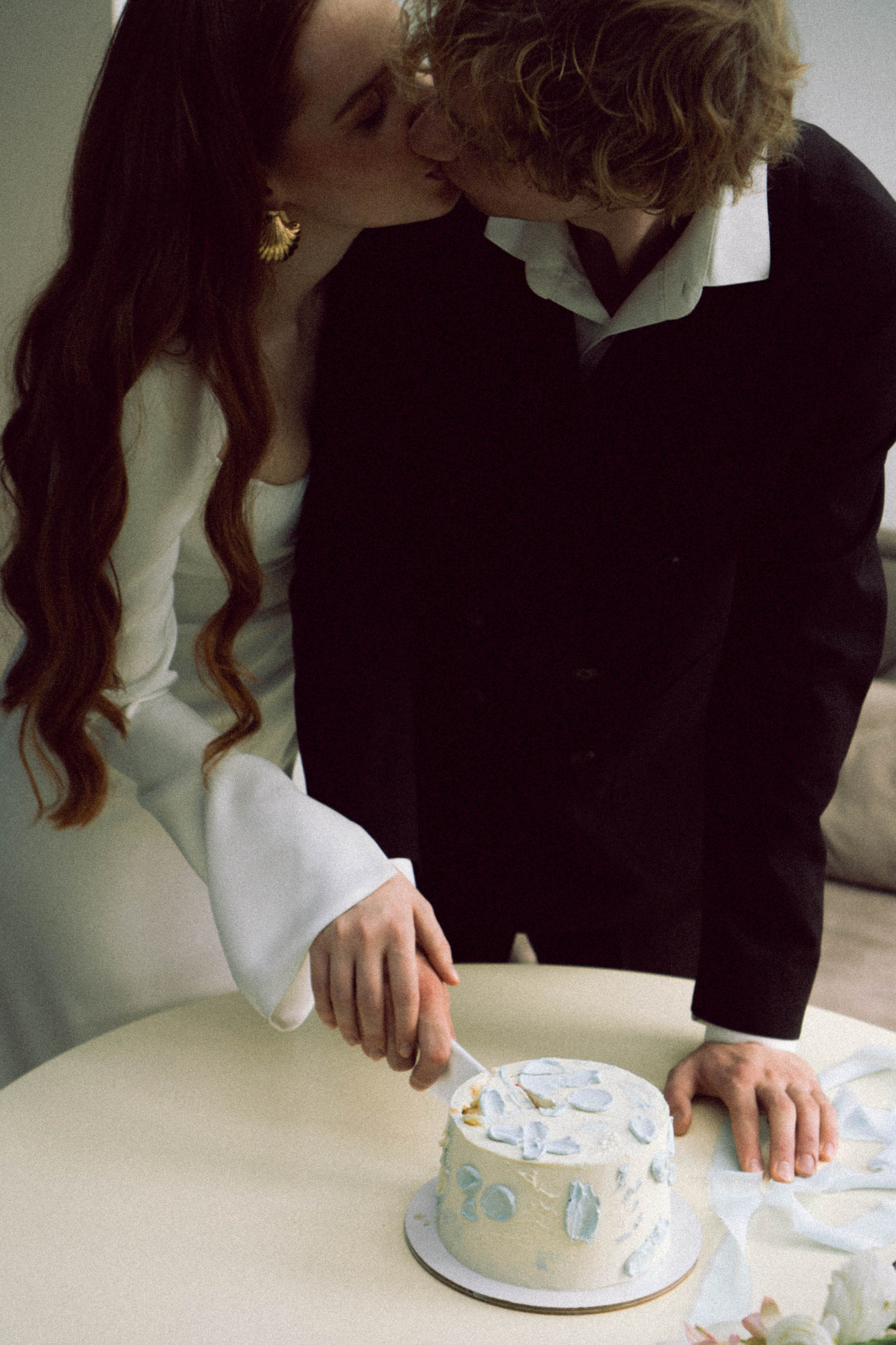 СВАДЕБНАЯ СЬЕМКА В ОТЕЛЕ. СБОРЫ ЖЕНИХА И НЕВЕСТЫ И ТАКЖЕ ТОР И ПОДГОТОВКА К ПРОГУЛКЕ. Профессиональный фотограф, Санкт-Петербург — Виктория Богомолова