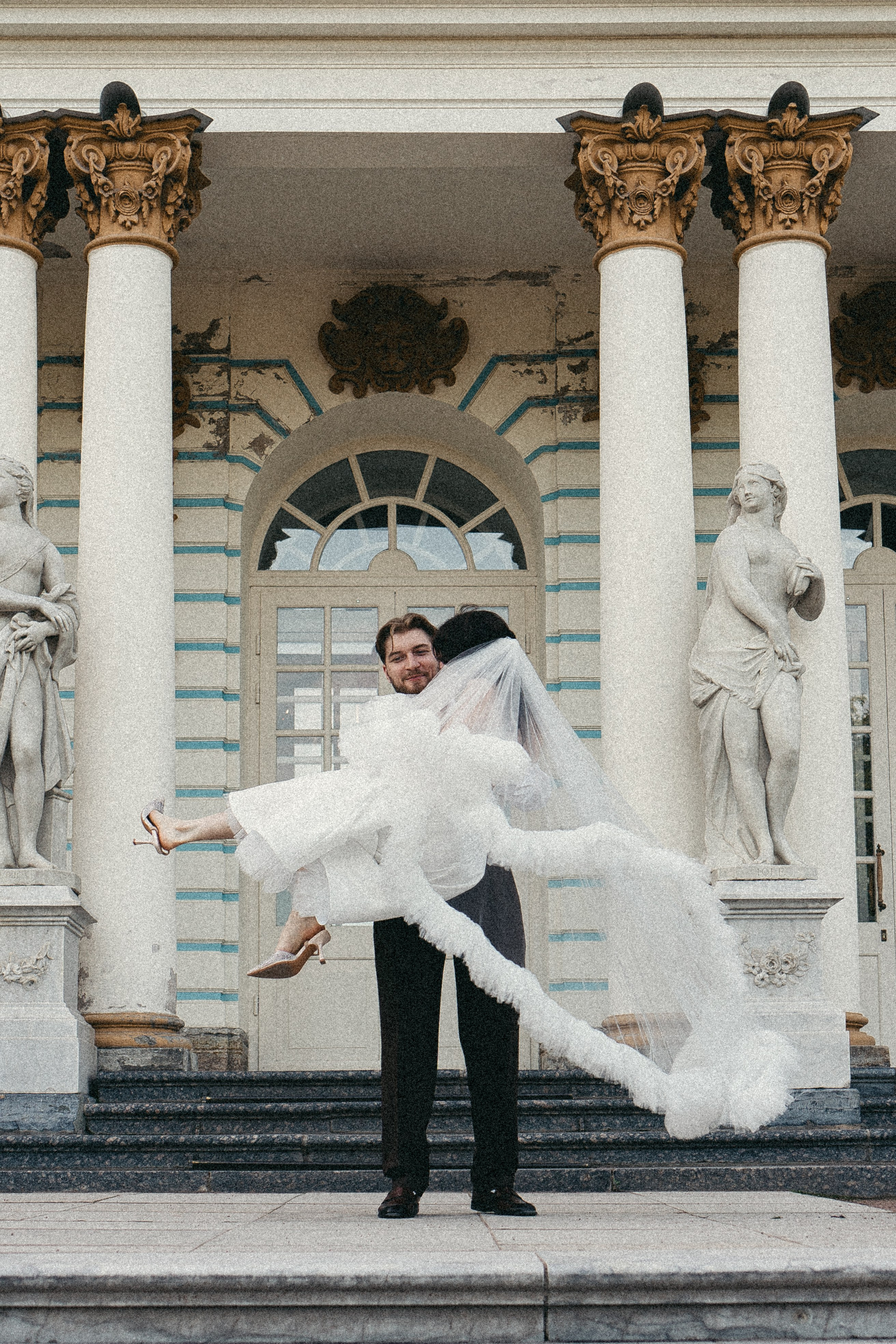 СВАДЕБНАЯ ФОТОСЕСИСИЯ В ГОРОДЕ ПУШКИН. Профессиональный фотограф, Санкт-Петербург — Виктория Богомолова
