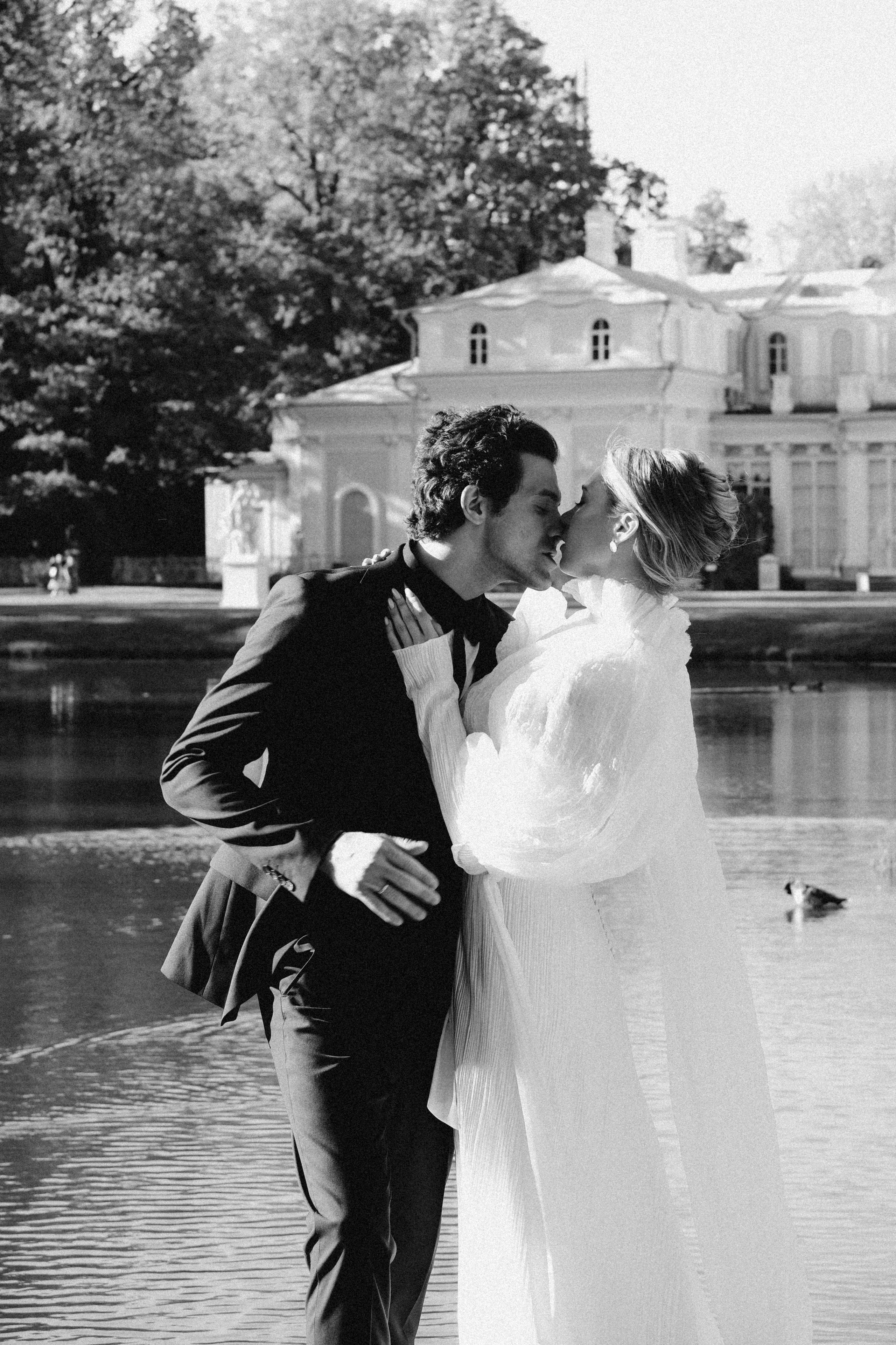 СВАДЕБНАЯ СЬЕМКА В ПАРКЕ ОРАНИЕНБАУМ. Профессиональный фотограф, Санкт-Петербург — Виктория Богомолова