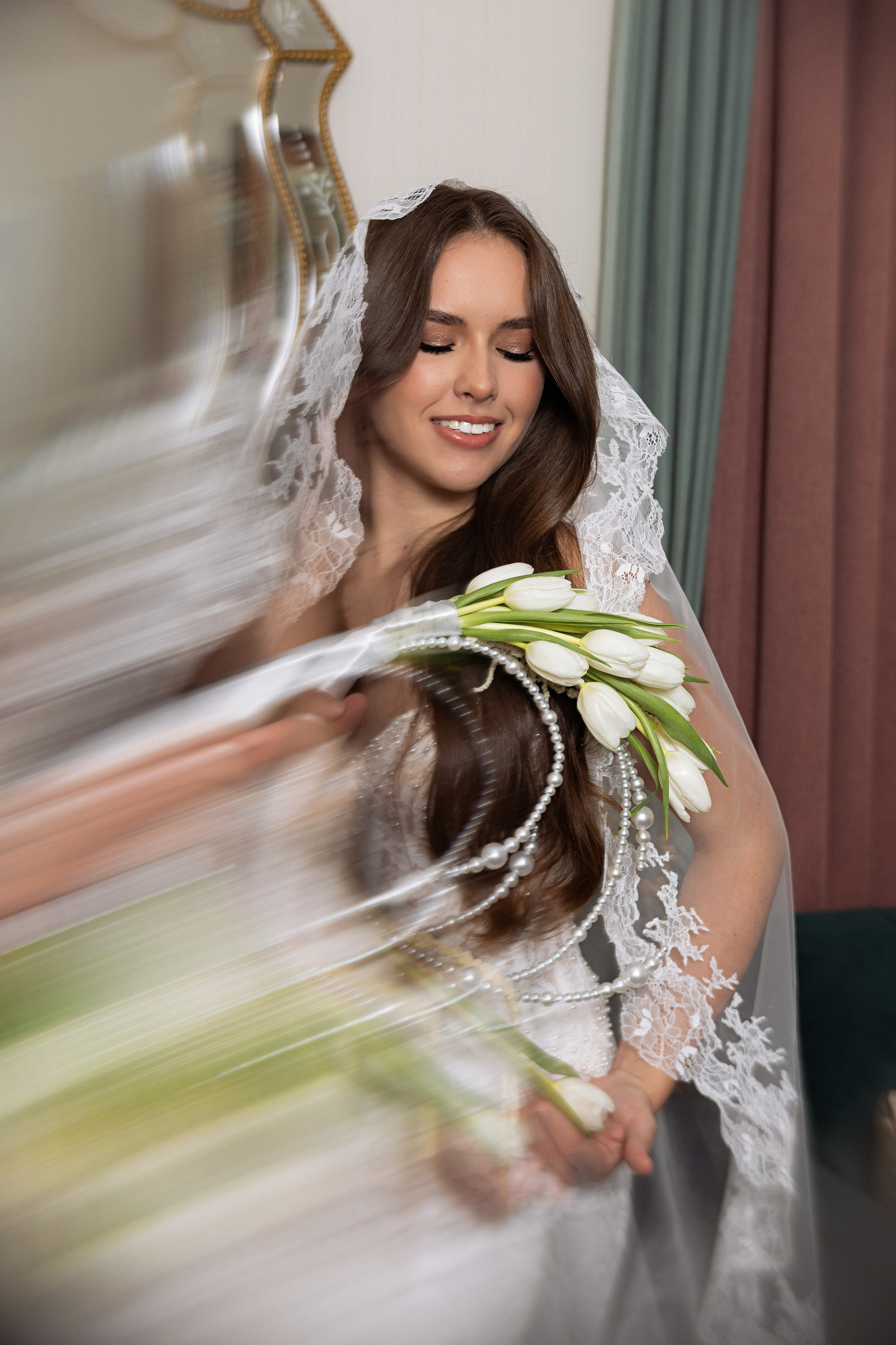 Локация отель Бианки модель Ирина. Свадебный и семейный фотограф Татьяна Ласкина в Великом Новгороде