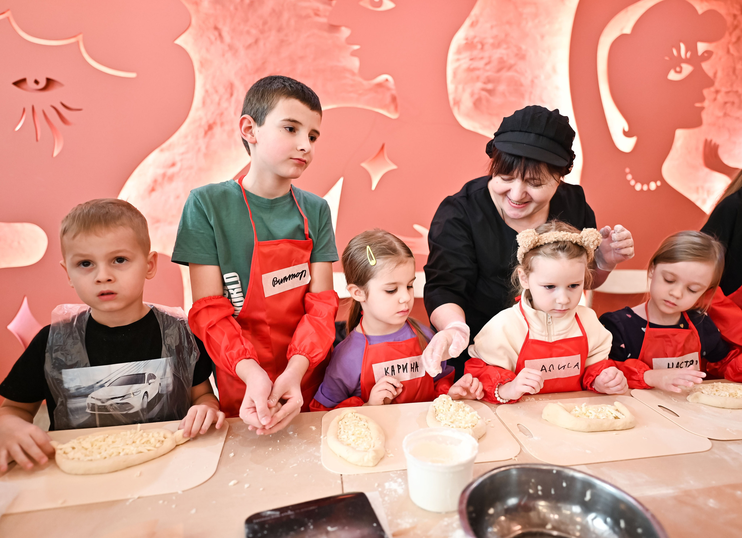 Детский мастеркласс в ресторане. ZDARONOKIA Репортажный фотограф