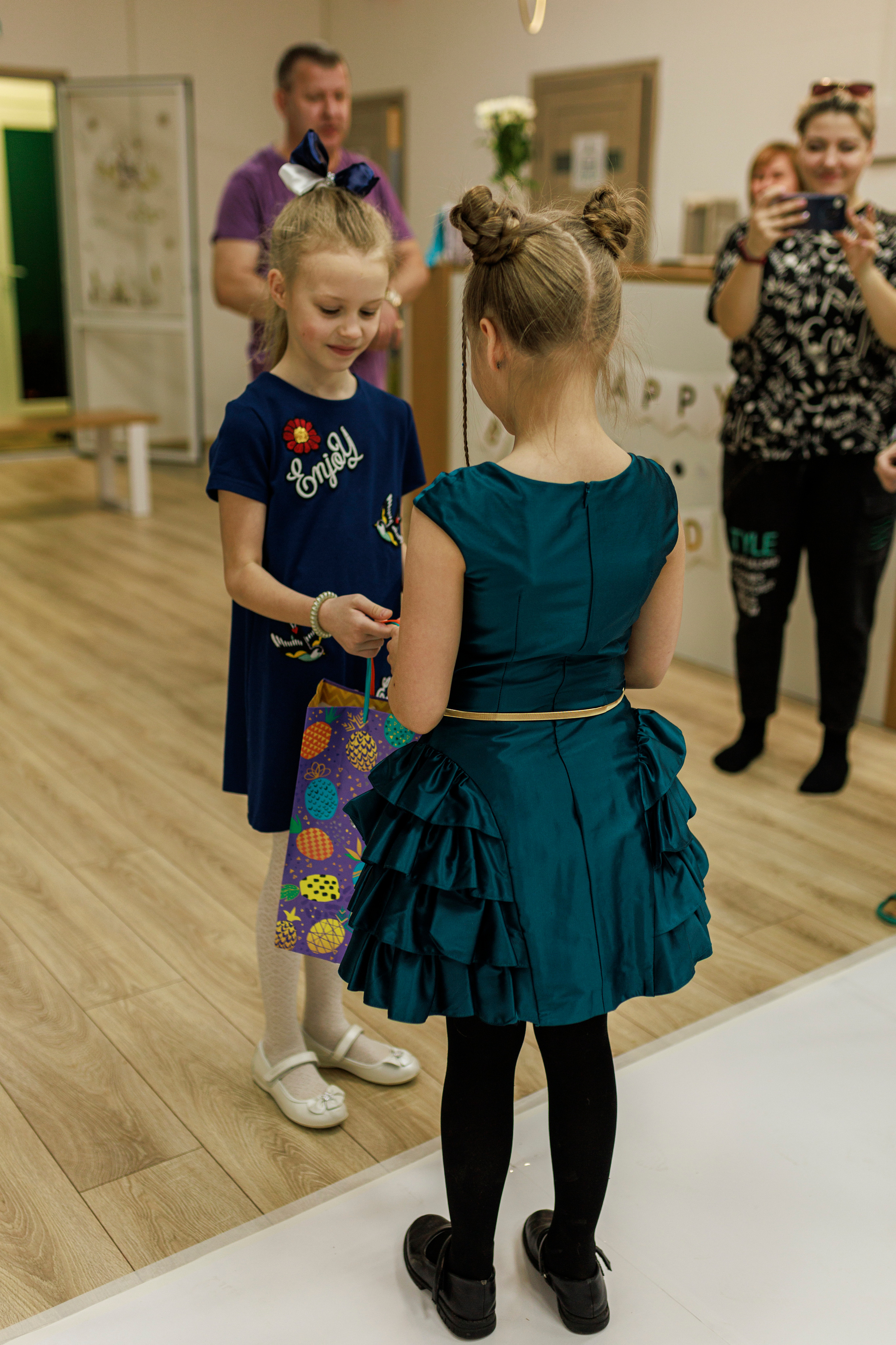 Репортажная сьемка со дня рождения Юники. Семейный и детский фотограф в Рязани Васюгова Мария