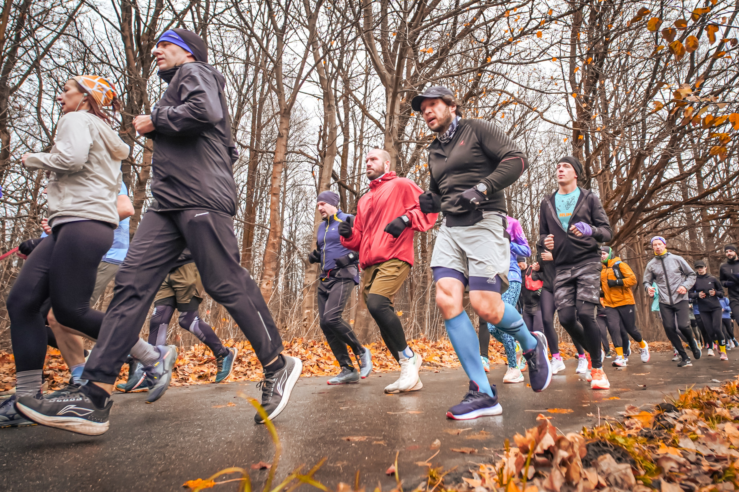 #марафонудома #яuzarun 2024 2-я петля, группа 6:30. Роман Капилюшов. Бег. Фото. Видео. г. Люберцы