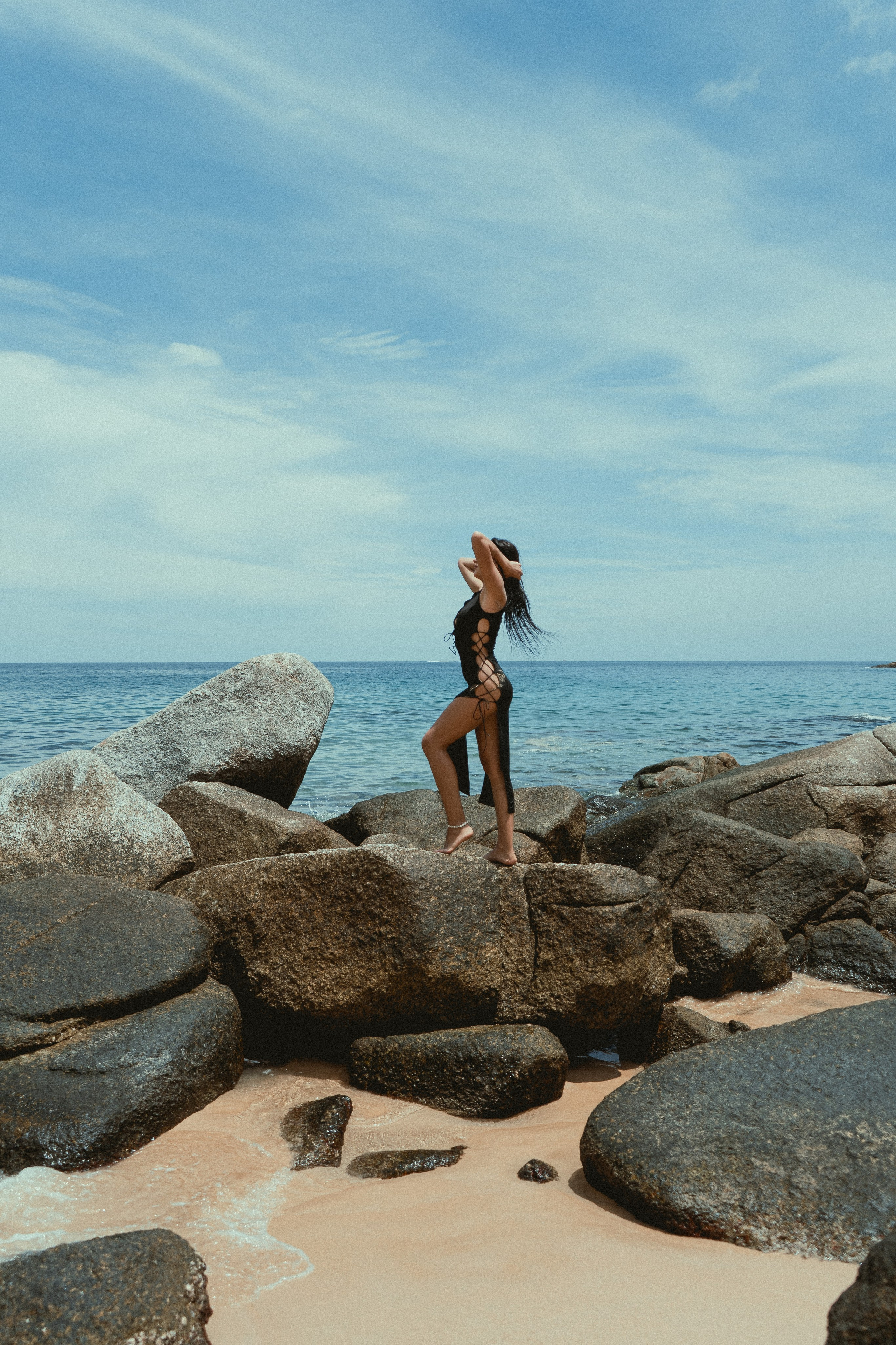 Эмоциональный портрет на Пхукете — искусство вашего образа, эмоций и красоты в виде индивидуальной фотосессии. Ян Долматов — фотограф, видеограф и продюсер на Пхукете, Таиланд