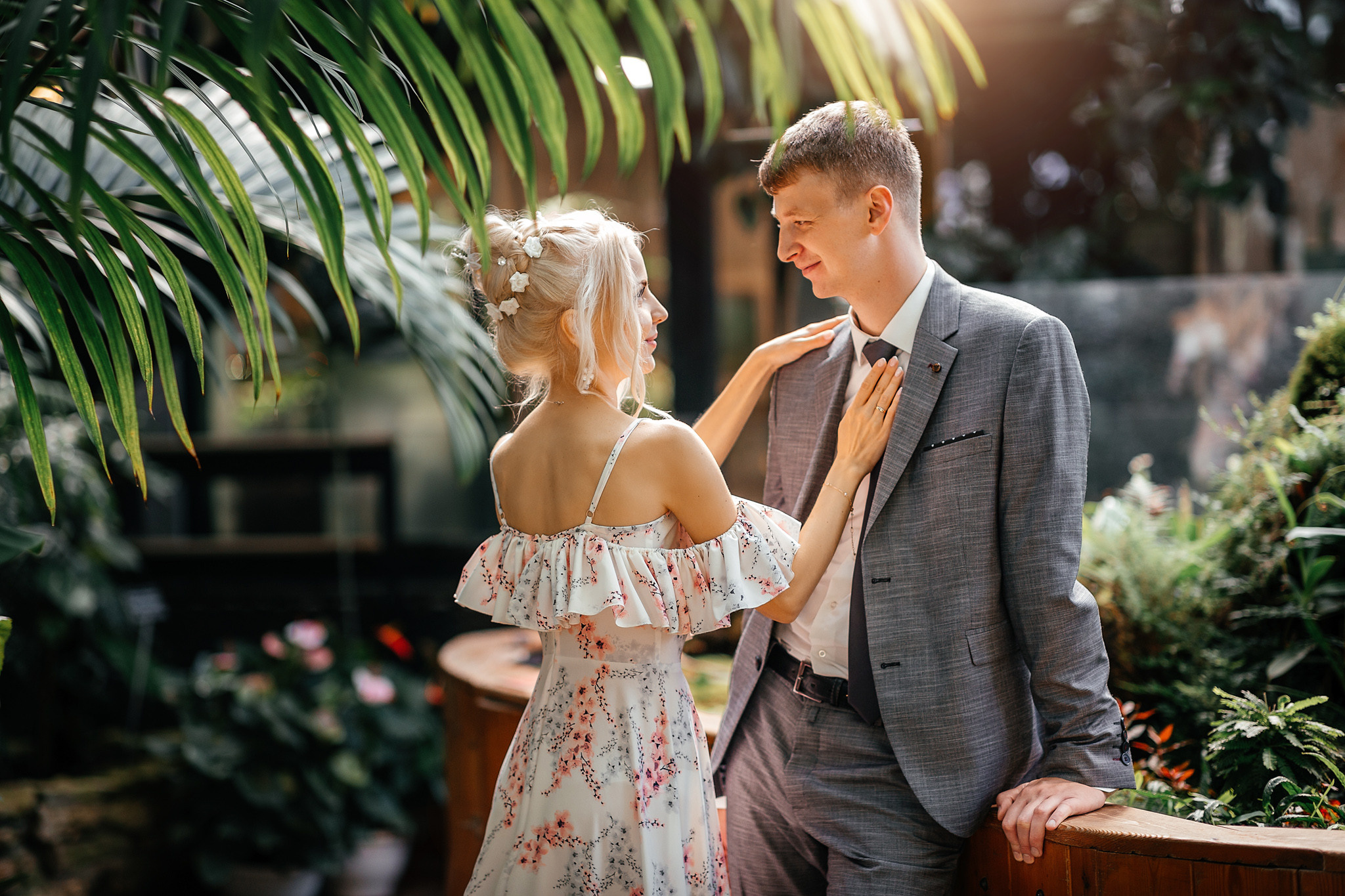 Свадебная фотосессия в оранжерее Аптекарский огород