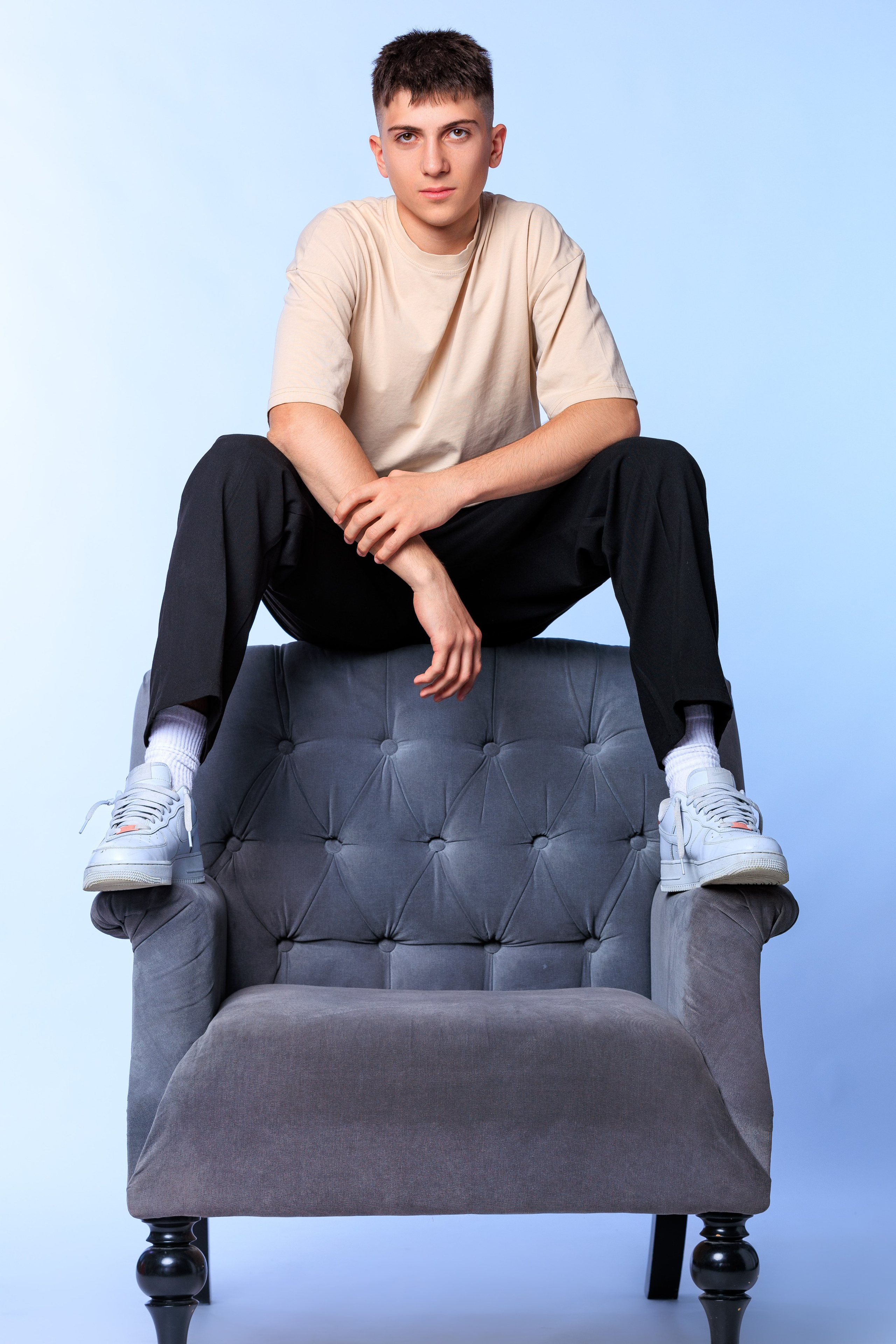 Смотреть фотки в фотостудии. Выпускные альбомы Геленджик, Новороссийск, Краснодар, Туапсе